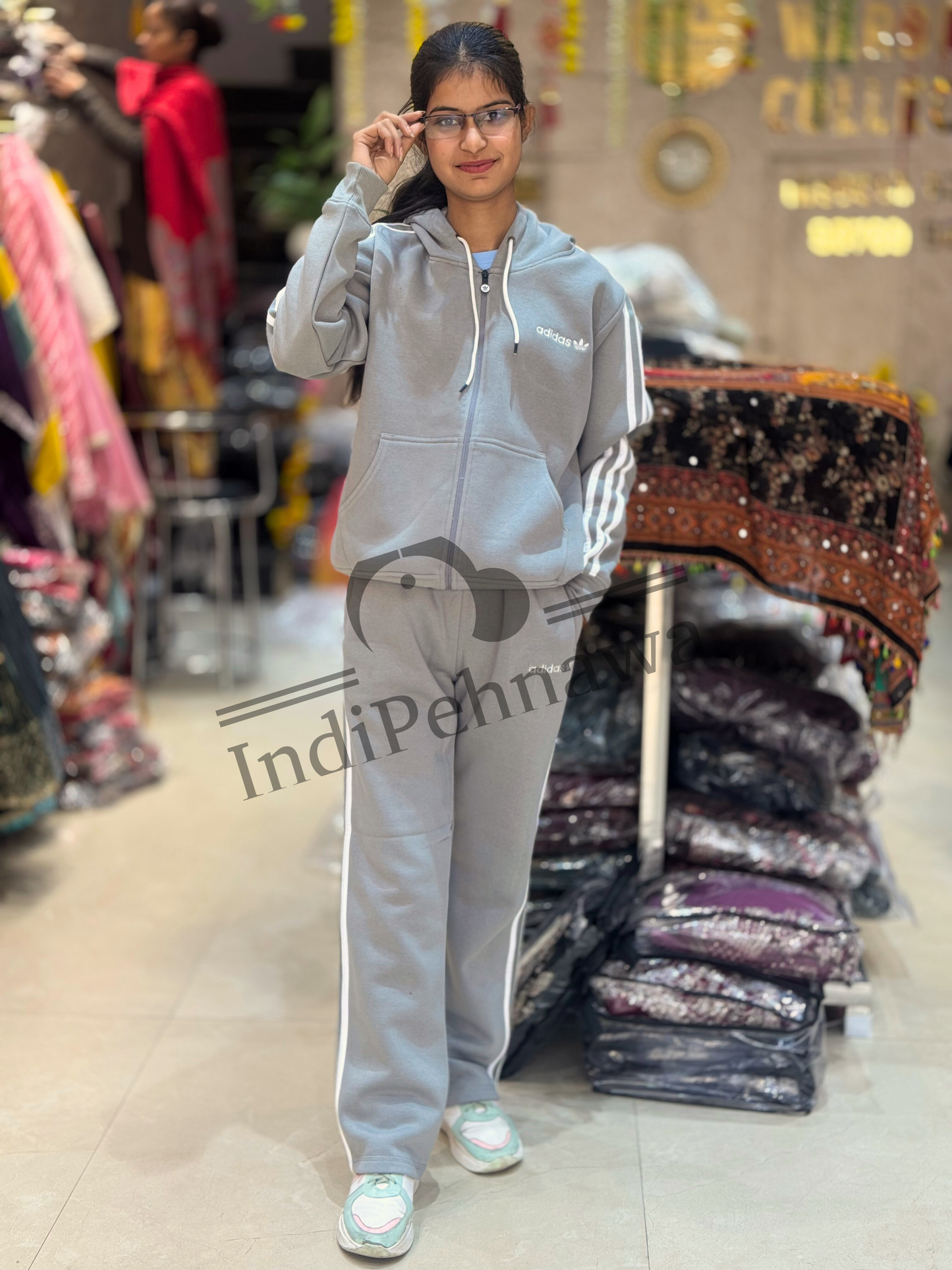 Luxury Tracksuit for Fitness Enthusiasts Who Value Style and Function