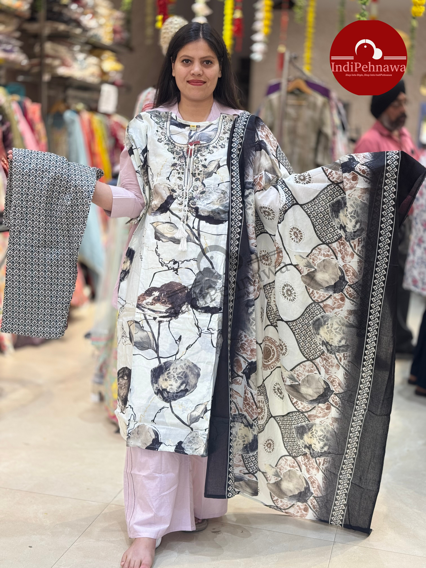 Punjabi Suits Online – Traditional & Trendy Styles