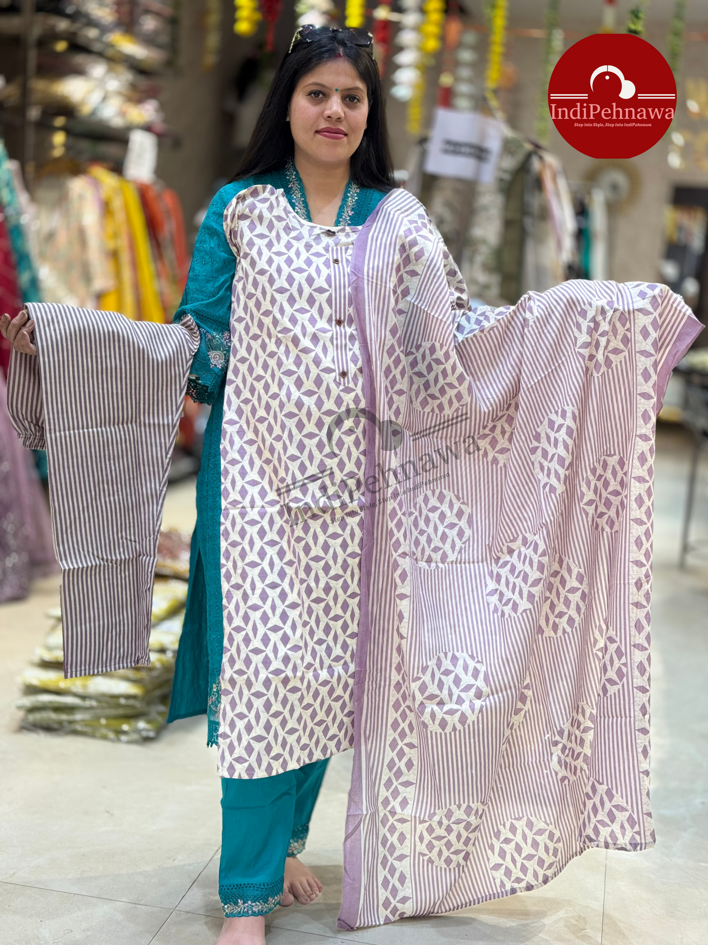Gulnaaz – Elegant Ethnic Suit for Every Occasion