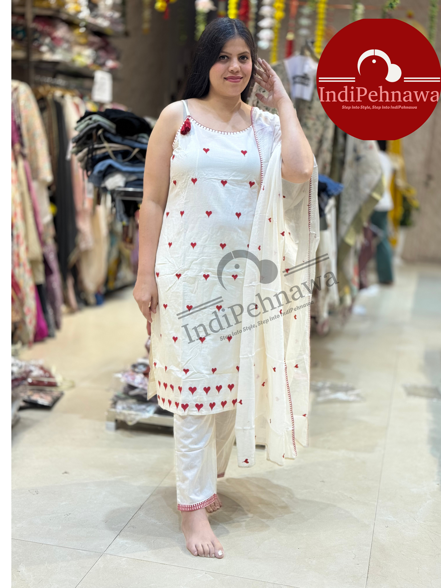 WHITE WITH RED HEART THREAD EMBROIDED STRAP 3PC ARTICLE