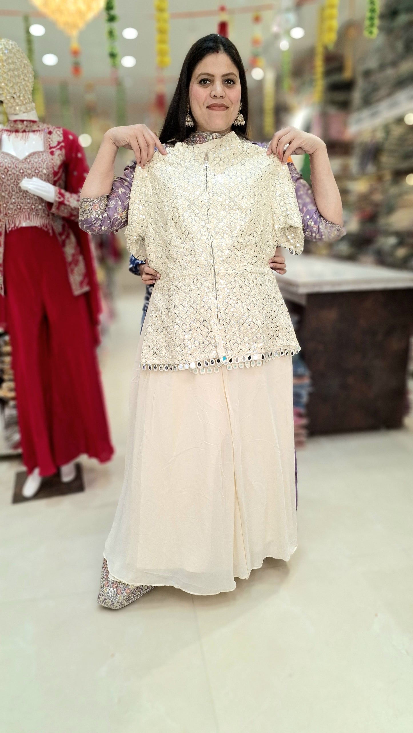 IVORY GEORGET SHORT TOP WITH HEAVY JAFFA
