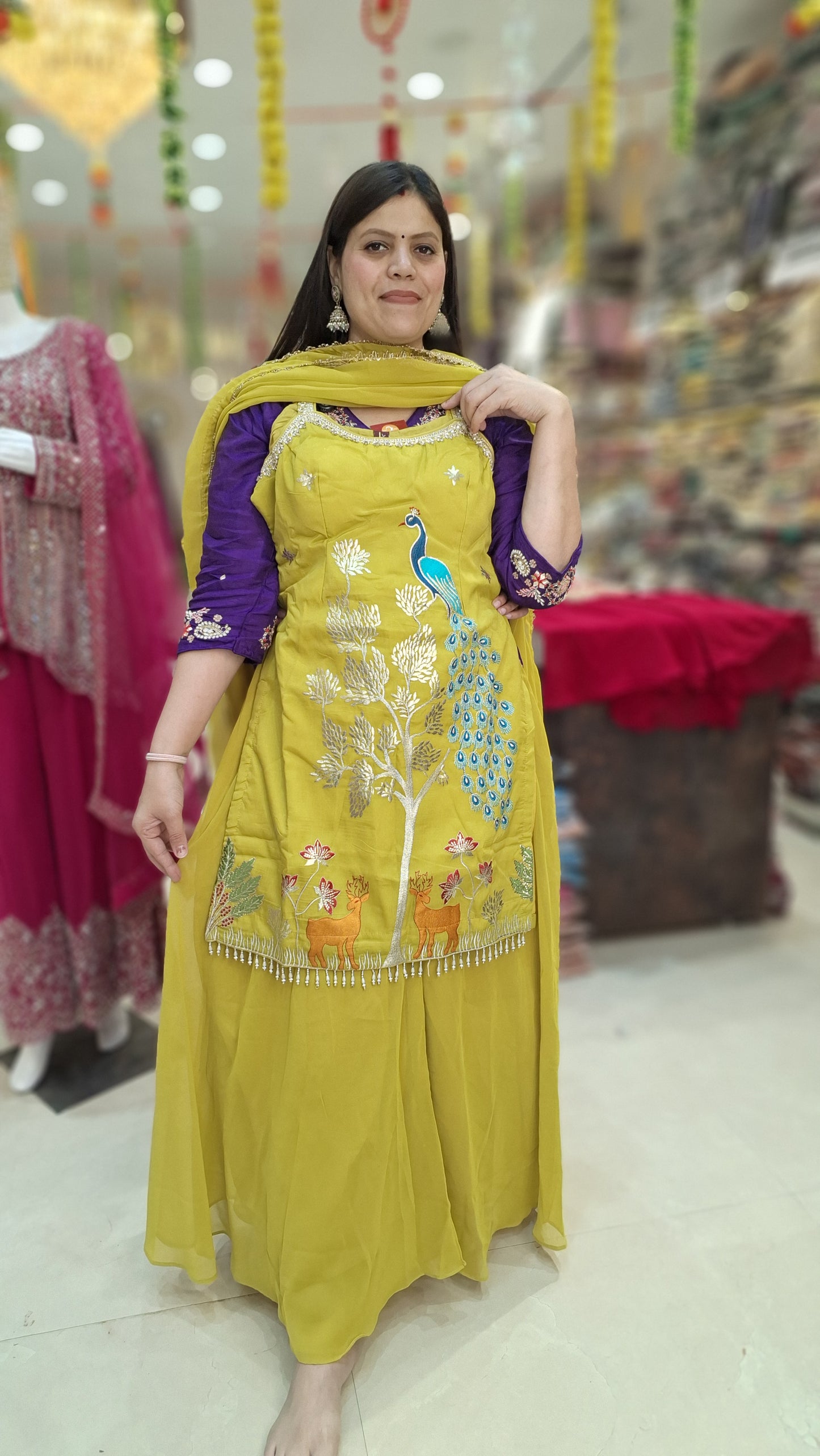 PREMIUM SILK PEACOCK DESIGNER NECK HEAVY JAFFA SUIT