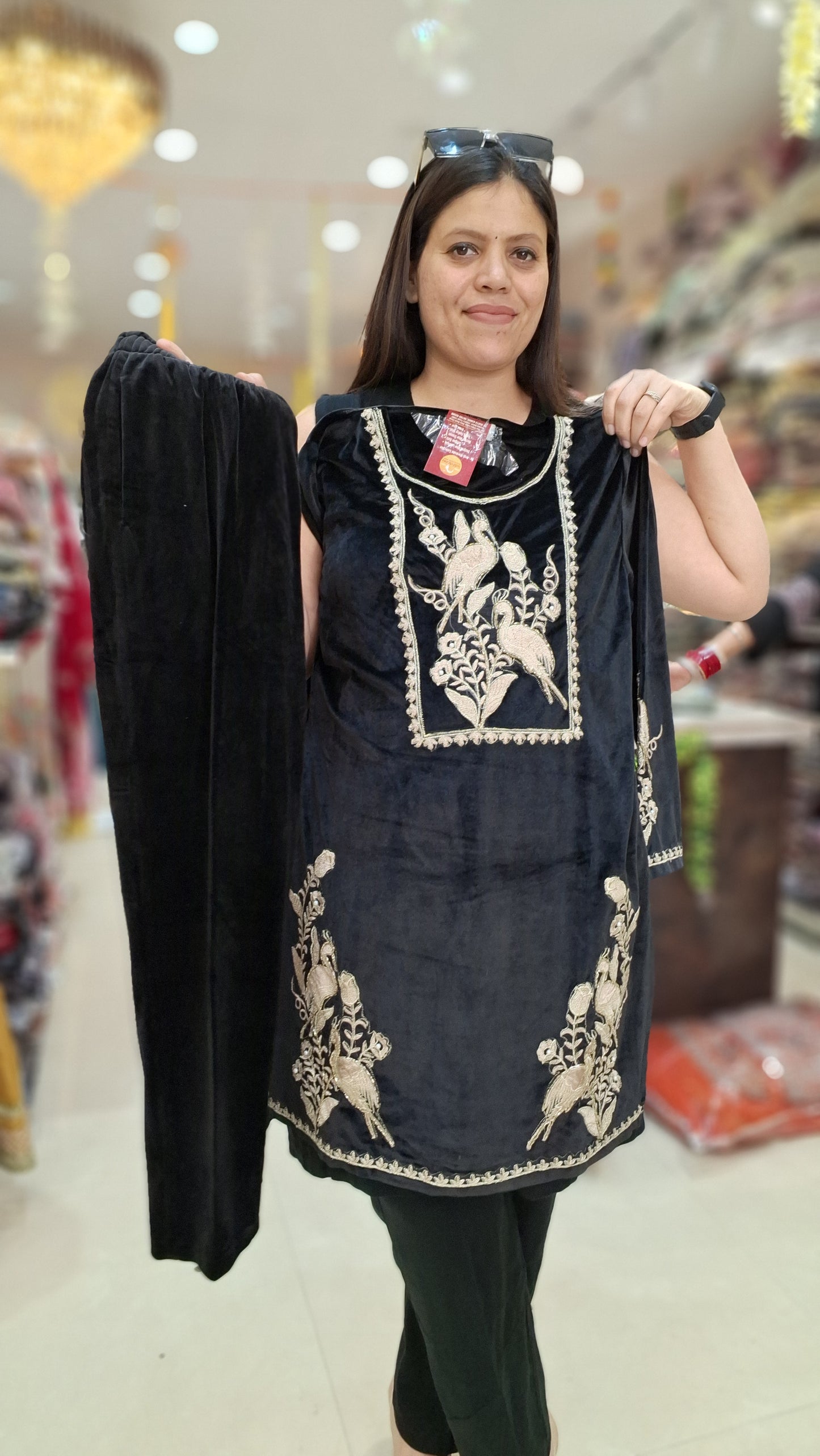 PREMIUM VELVET SWAN WORK COORD BLACK