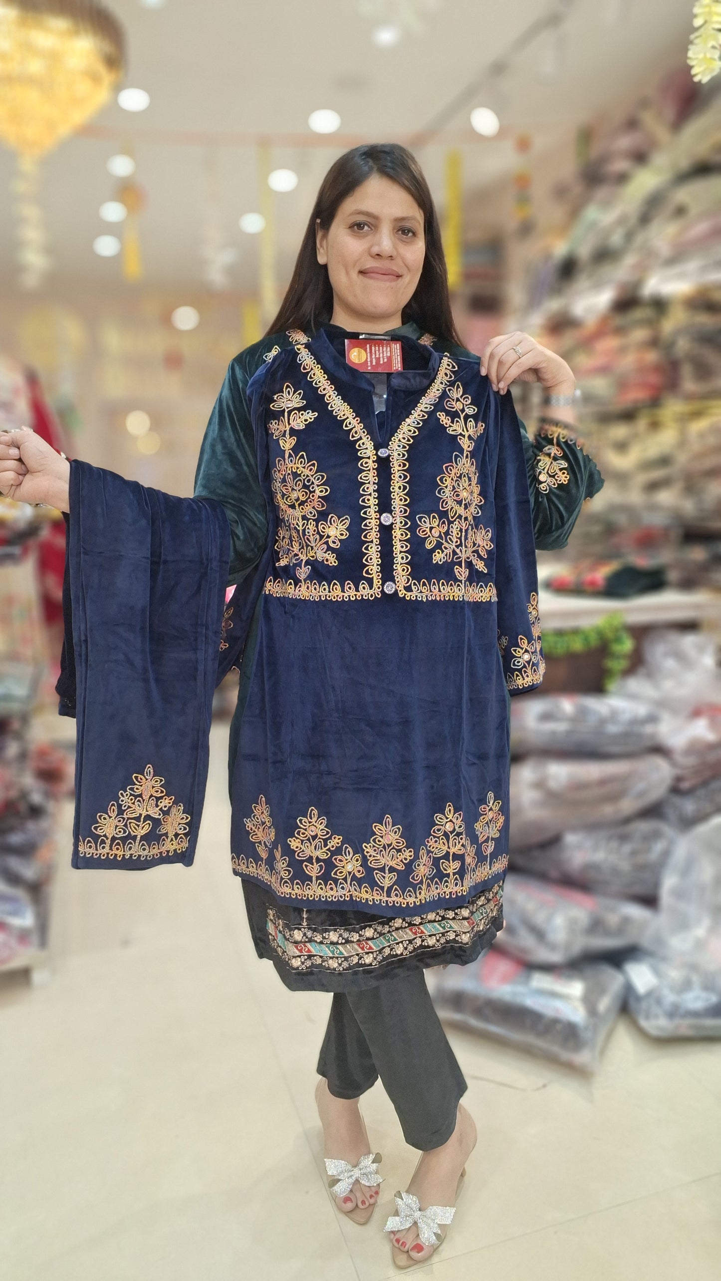 GOLDEN THREAD WORK JAKET DESIGN VELVET CORDSET