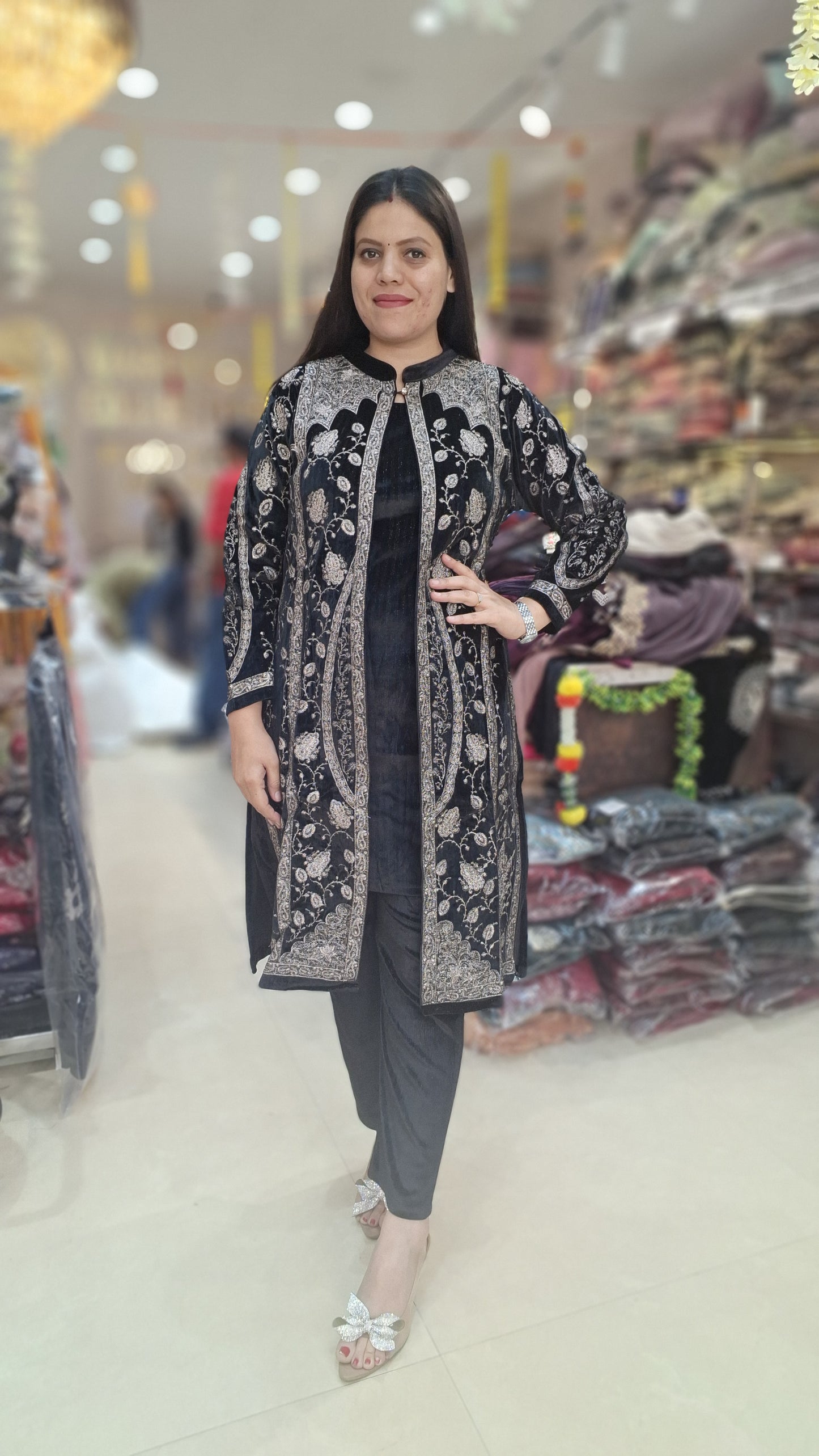 PREMIUM VELVET INER WITH BEAUTIFUL ZARI WORK SHRUG 3 PC CORDSET