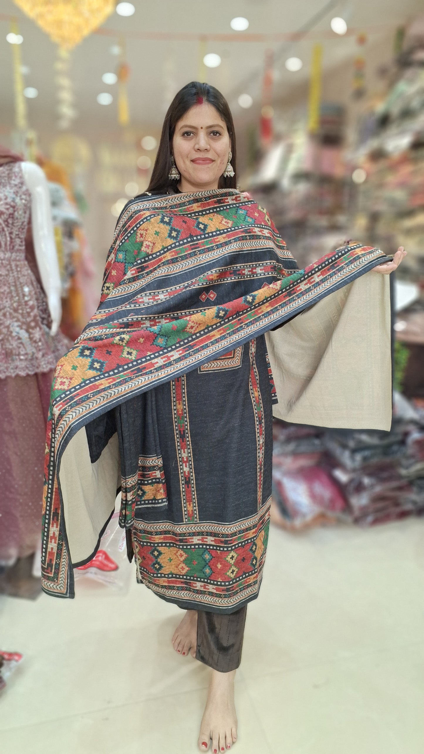 PATTI WORK WOOL WITH BEAUTIFUL SUIT (ARTICAL NO-02)