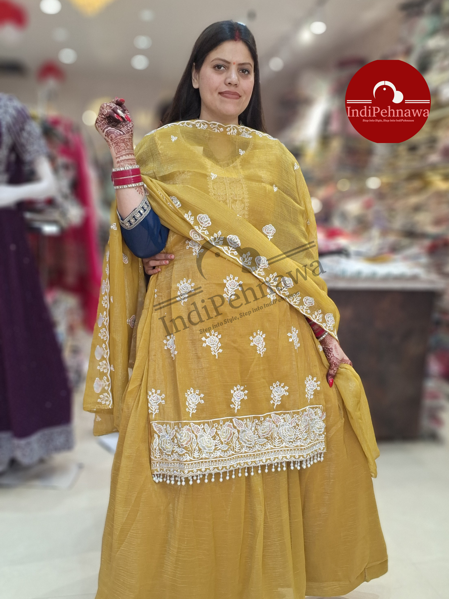 JIMMY CHU DESIGNER HEAVY WORKK LEHNGA WITH LINNING
