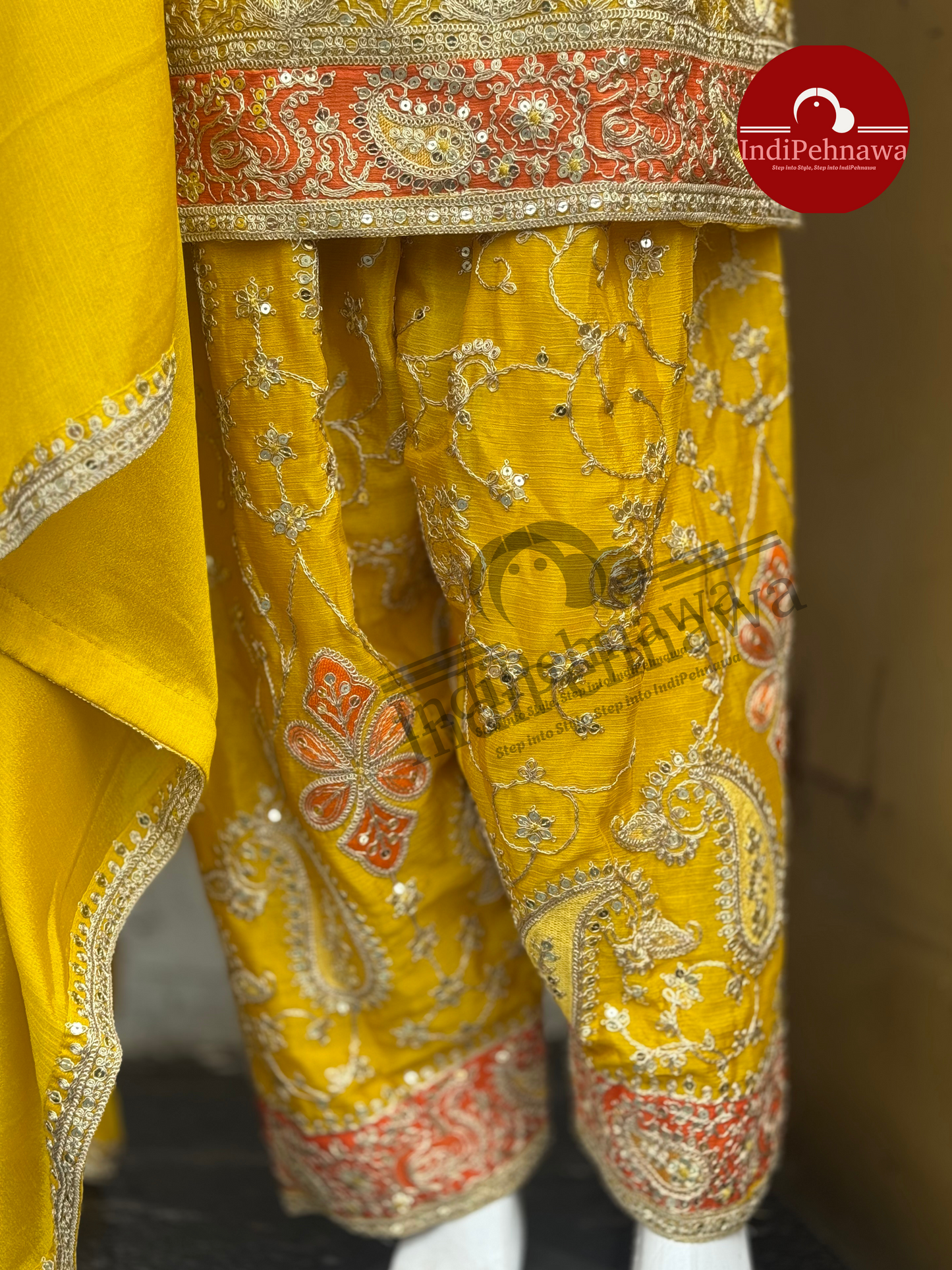 Royal Radiance Partywear Salwar Suit – Elegance in Every Drape