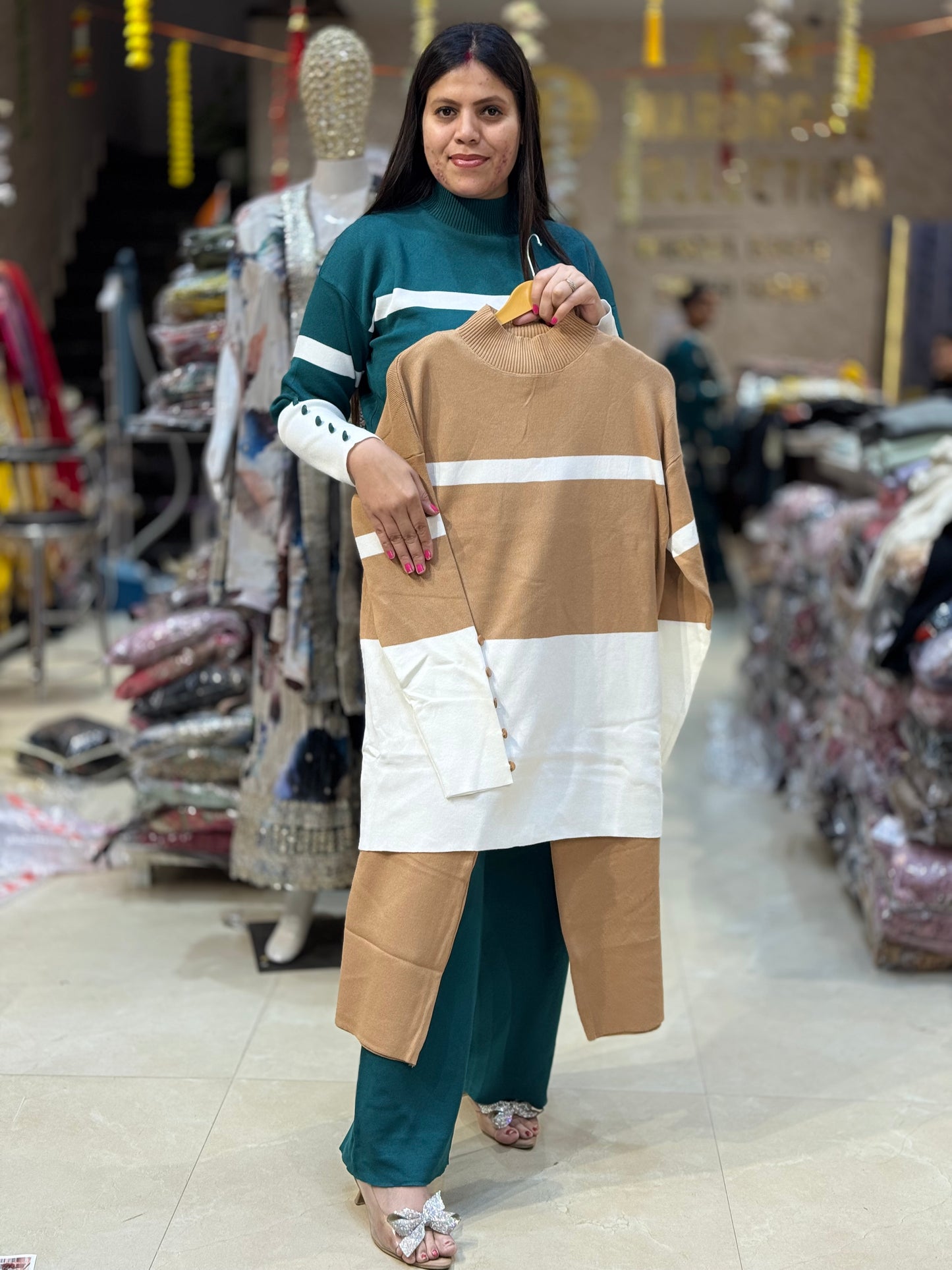 HIGH NECK WOLLEN KOREAN CORDSET