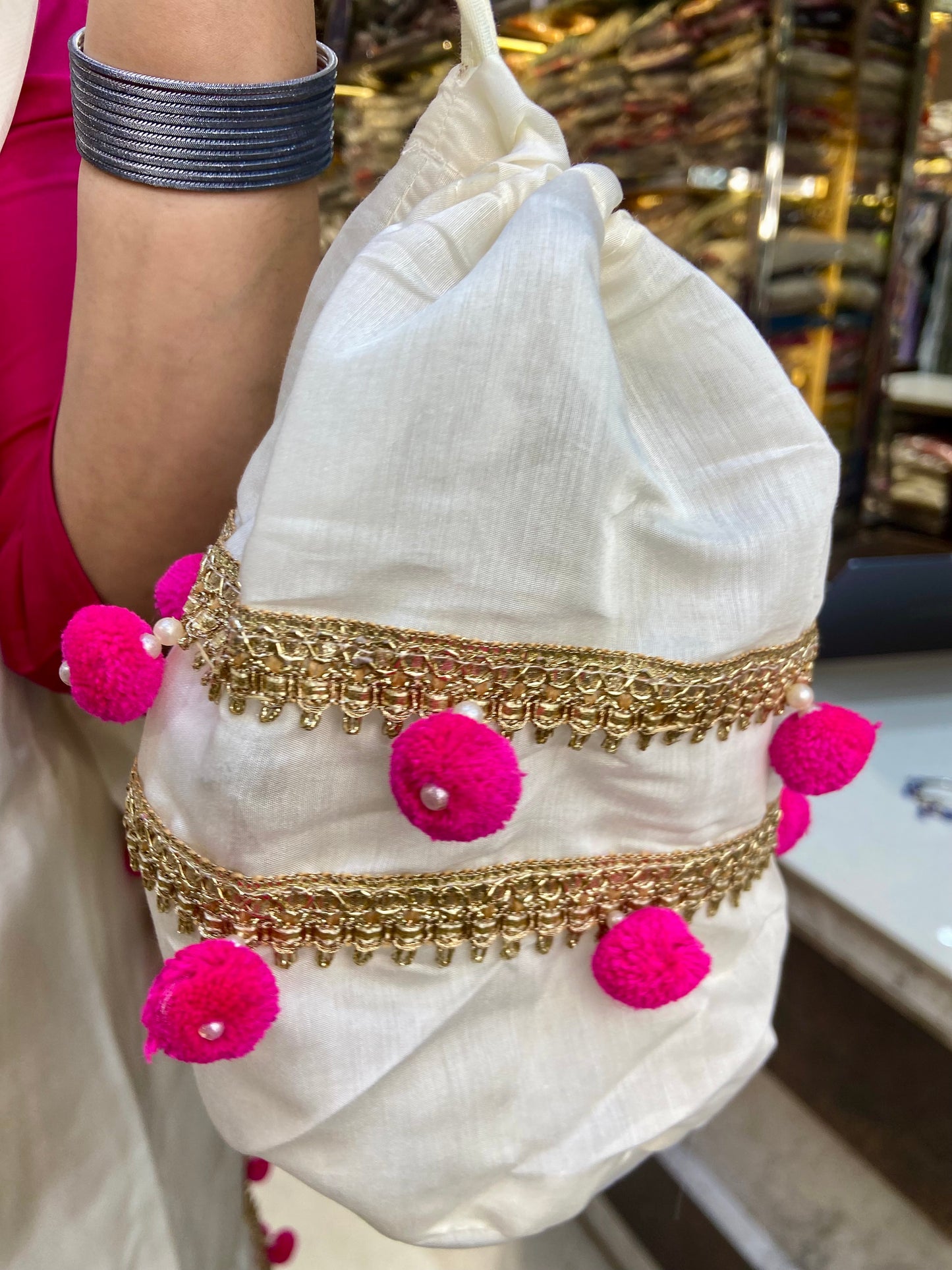 INSTA VIRAL POM POM POTLI DESIGN CORDSET