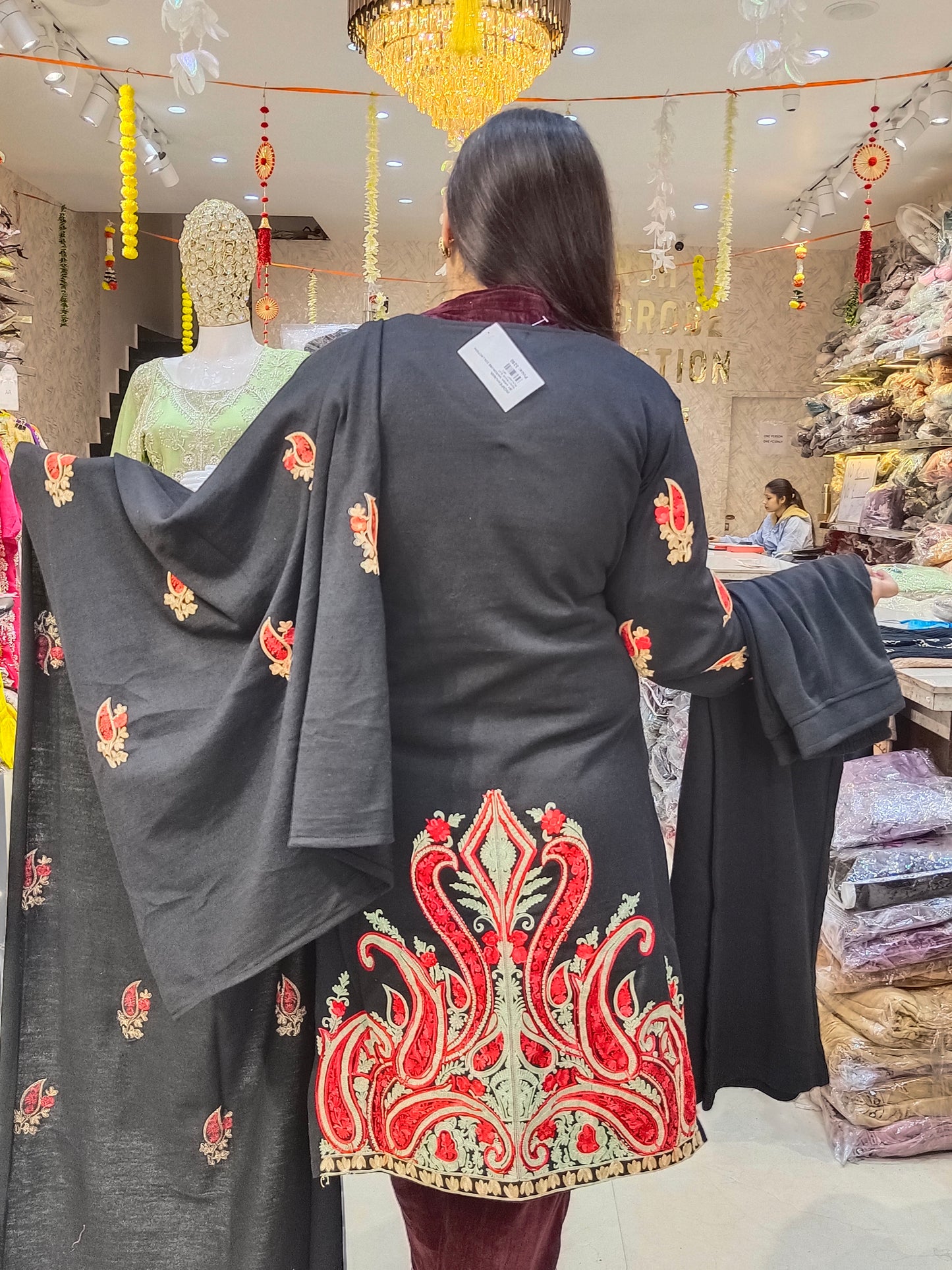 BLACK FRONT AND BACK DESIGN SHIRT WOOL SHAWL SUIT