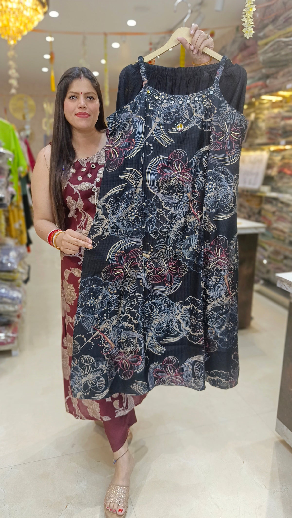 BLACK BEAUTIFUL DESIGN SLEEVELESS CORDSET