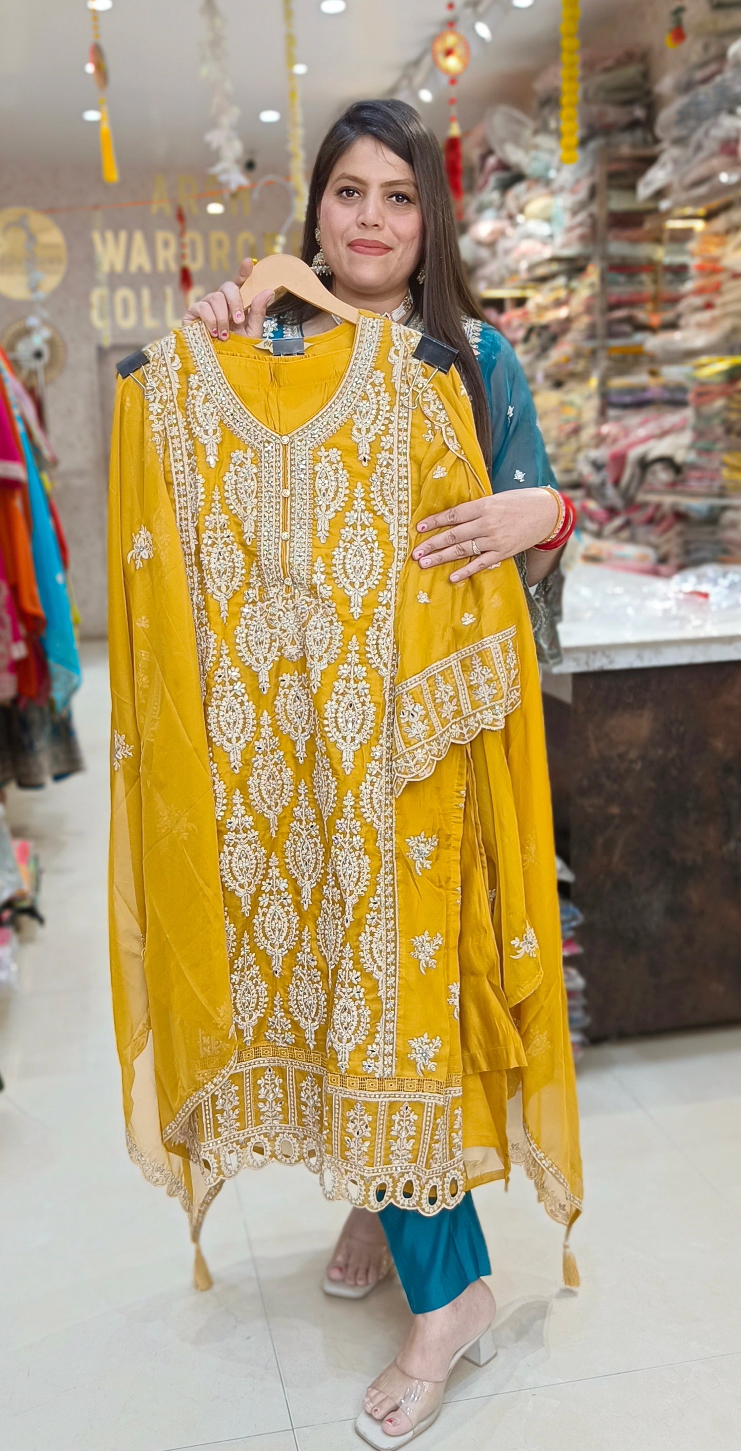 PARTY WEAR PAKISTANI DESIGNER SUIT(DESIGN NO 3)