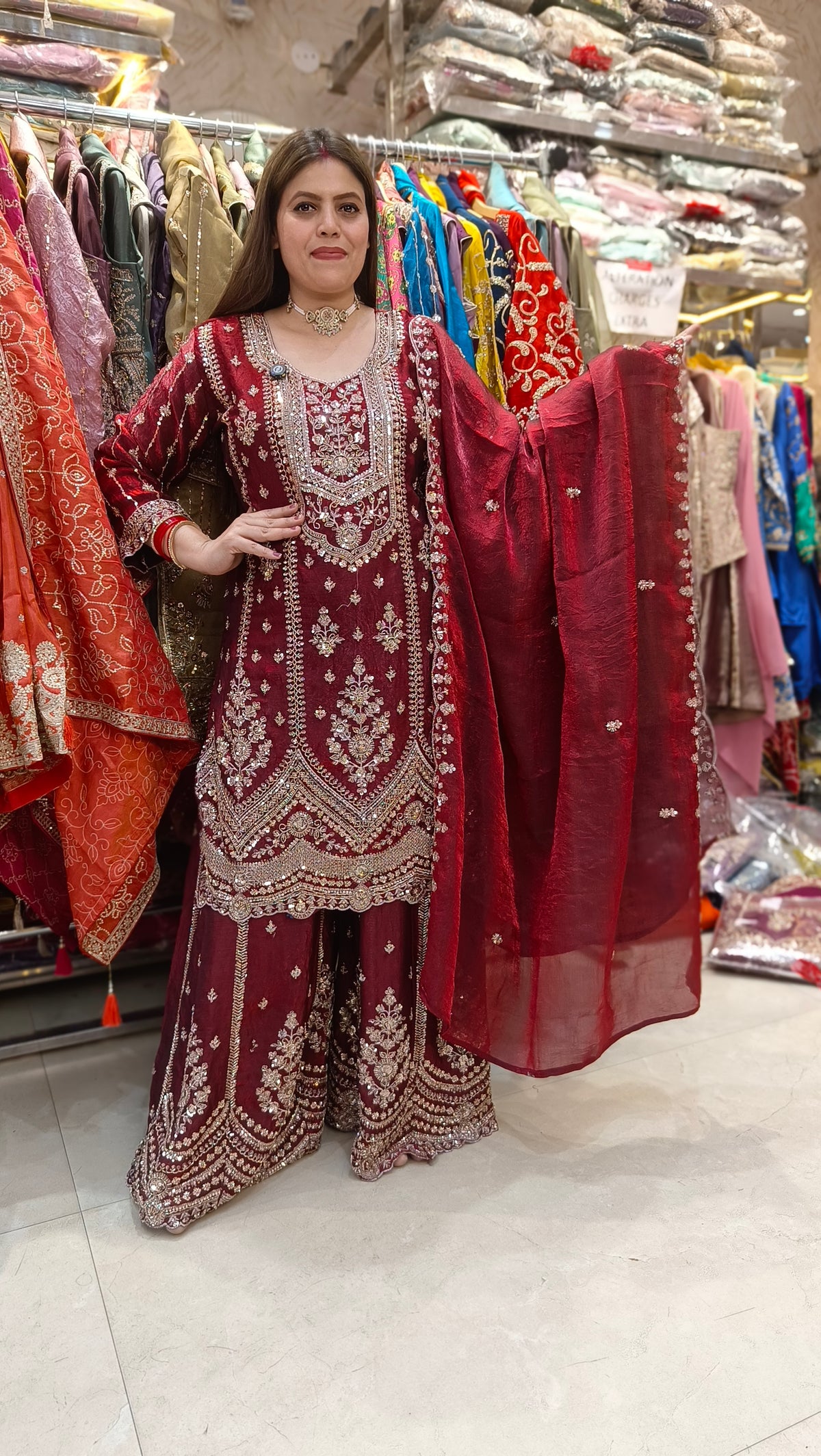BEAUTIFUL PAKISTANI DESIGN SUIT