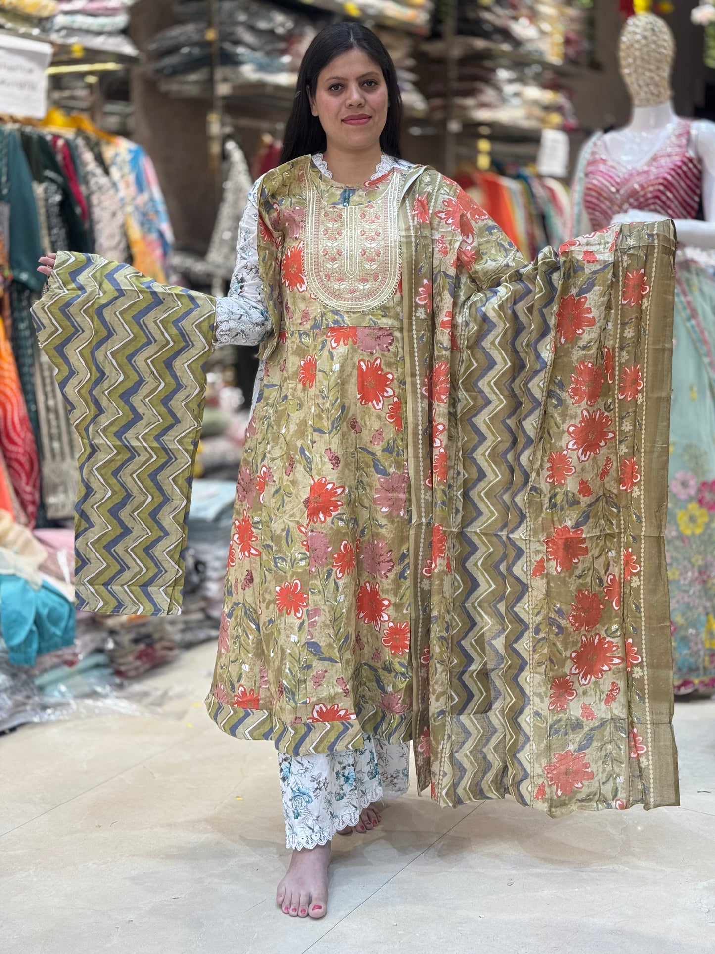 Graceful Anarkali Suit for Women – Timeless Ethnic Beauty
