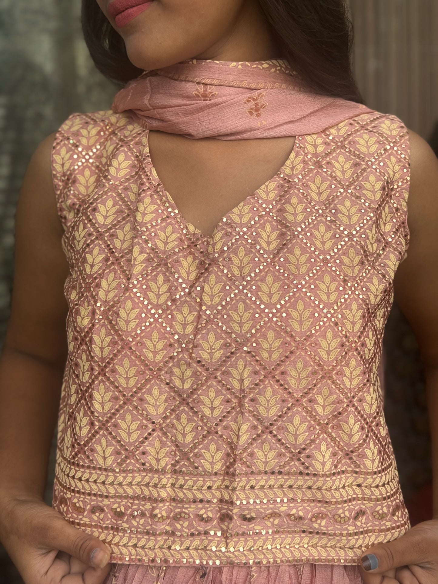 MEHNDI SPECIAL BANARSI LEHNGA