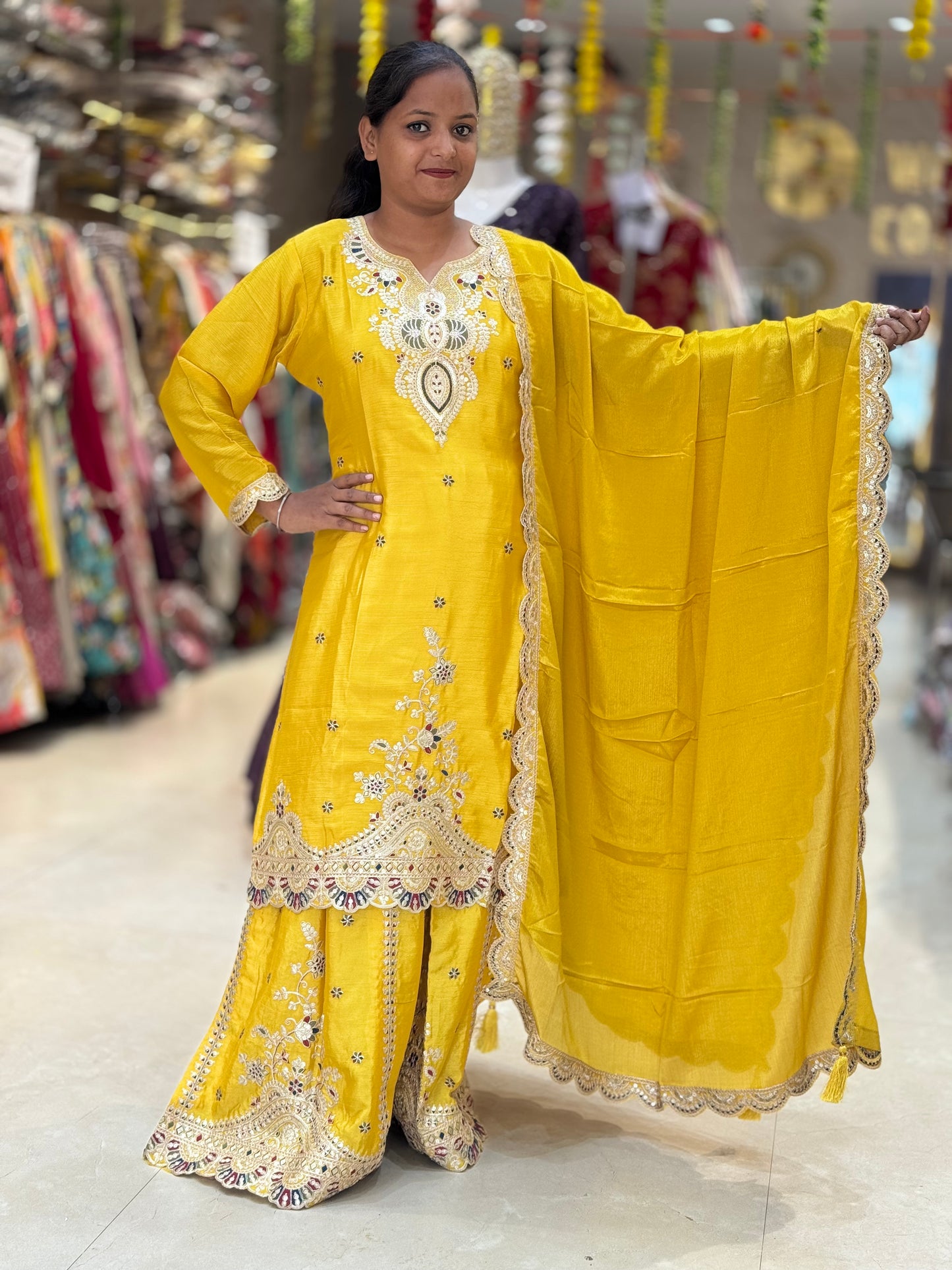 PARTY WEAR HEAVY CHINON JAFFA SUIT WITH THREAD AND TILLA WORK