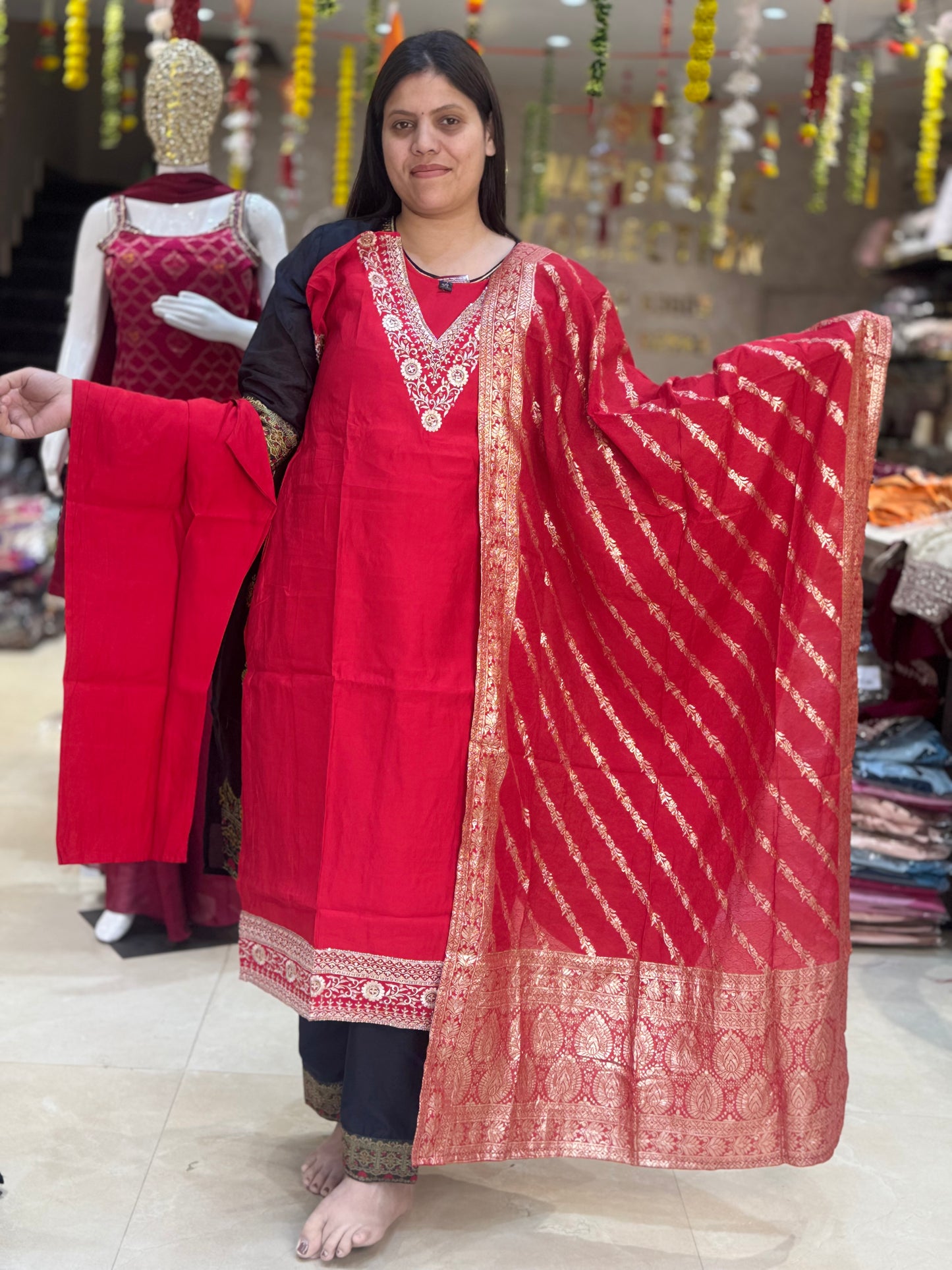 PURE SILK WITH HEAVY BANARSI DUPPTA(P93L0004)