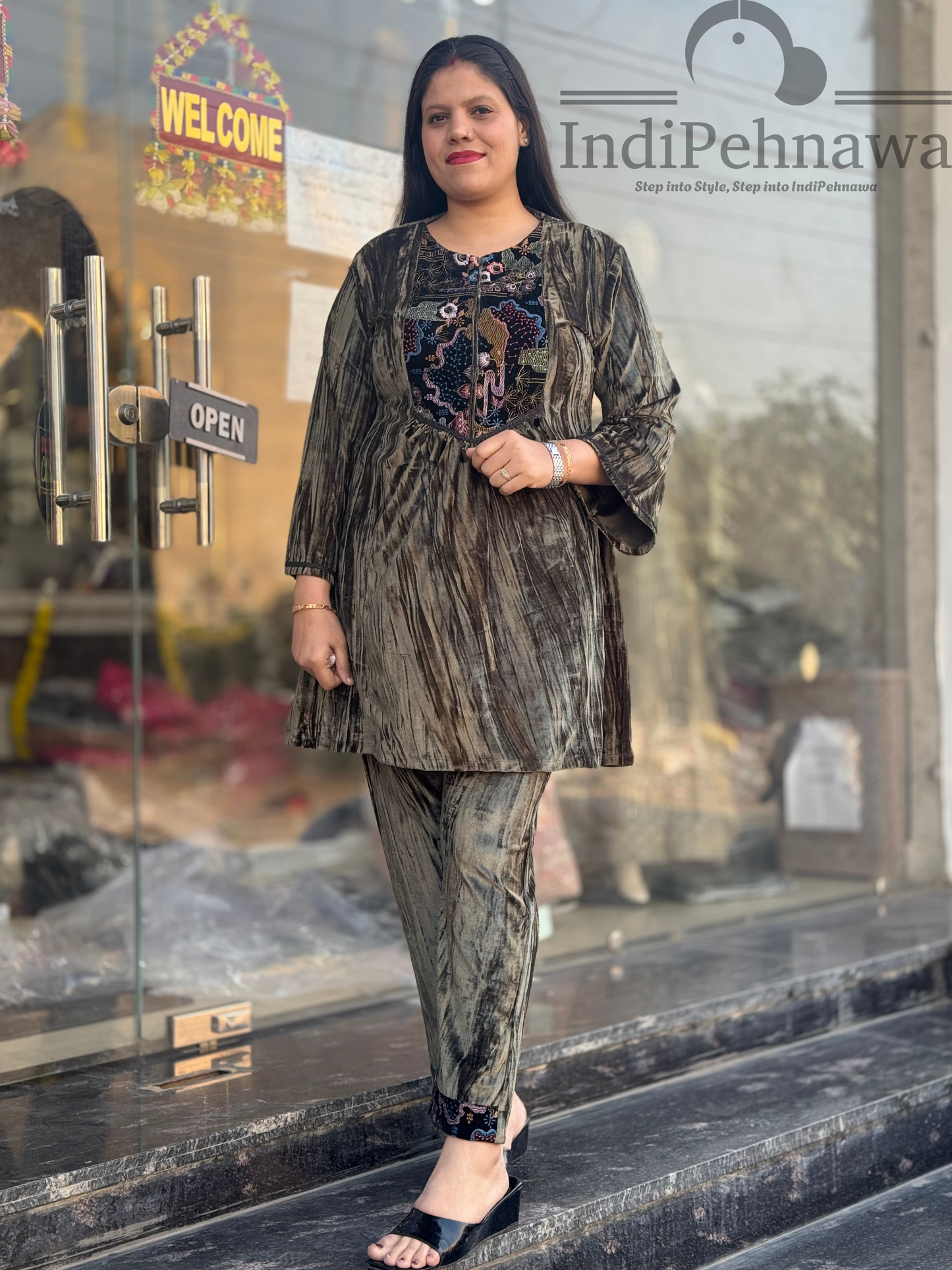 Premium Crush Velvet Co-Ord Set – Effortless Glam