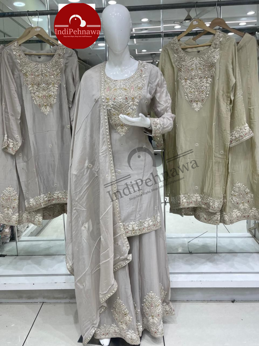 Queen’s Couture – Royal Partywear Suit