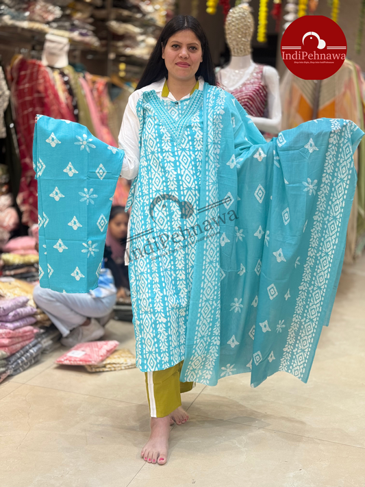 Elegant Bhatik Print Cotton Suit – Traditional Yet Trendy