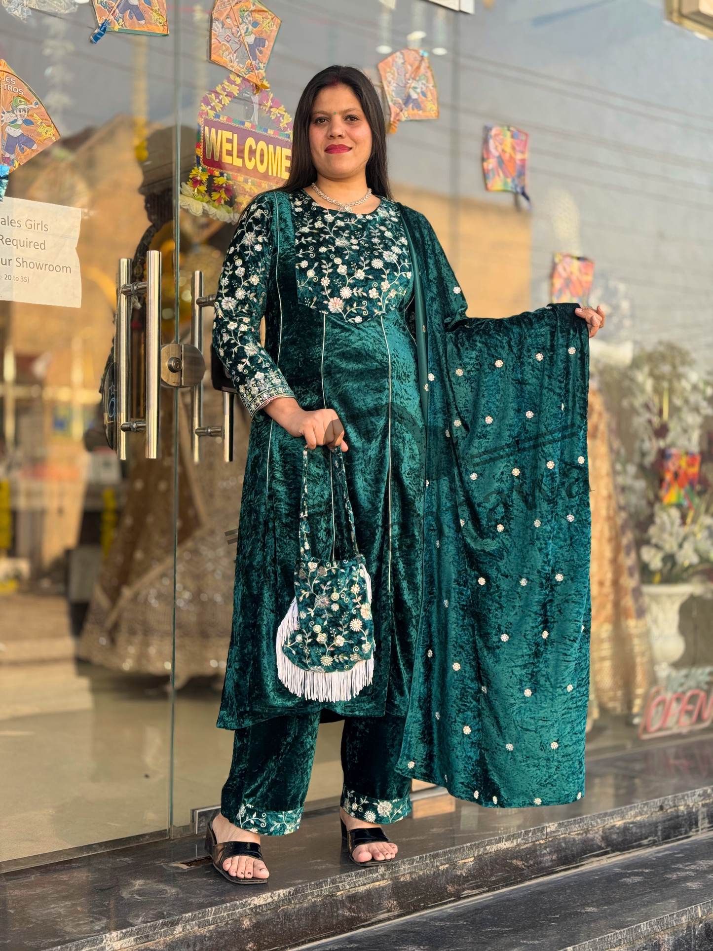 Elegant Anarkali Suit in Crushed Velvet with Potli Bag – Perfect for Festive Glam