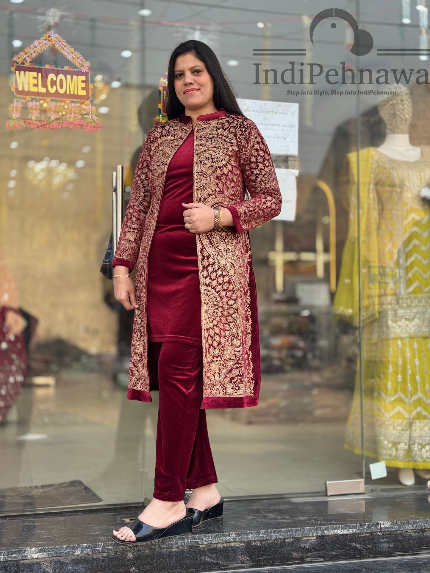 Elegant 3-Piece Premium Cordset with Intricate Thread Work Shrug – Stylish & Comfortable
