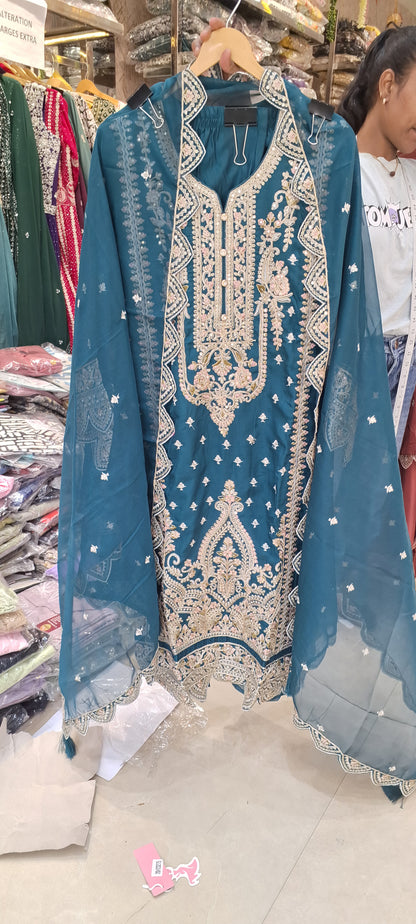 Glamour Glow Party Wear Suit – Indipehnawa Exclusive