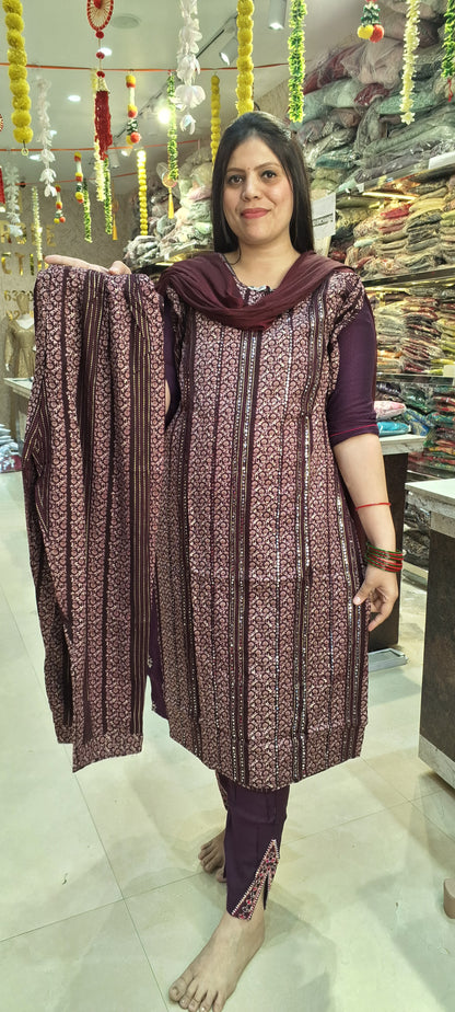 COTTON THREAD WORK SUIT BY INDIPEHNAWA