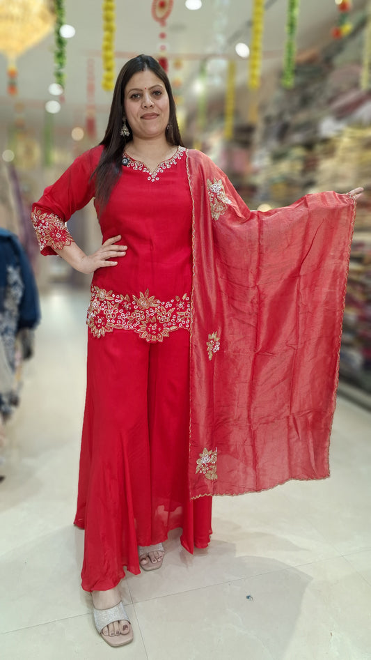 DESIGNER KURTI WITH FULL FLAIR JAFFA AND  PEARL WORK WITH SHIMMER DUPATTA