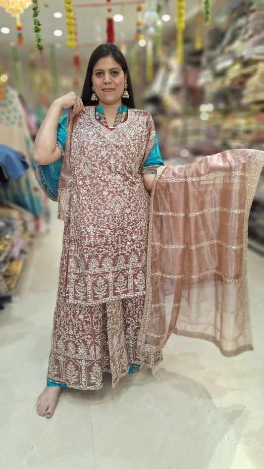 JIMMY CHOO SHASHA PAKISTANI STYLE SUIT