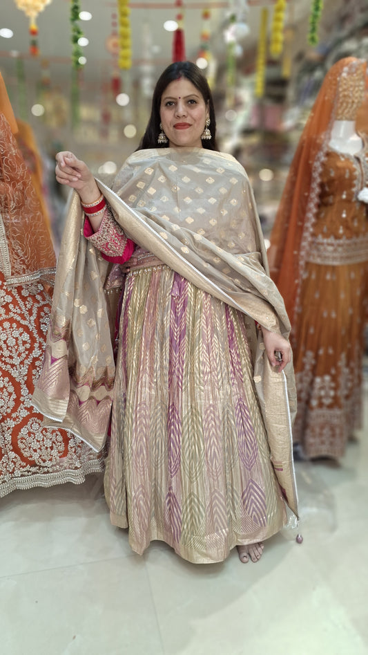 BANRASI PEARL WORK CHOTLI WITH LEHNGA