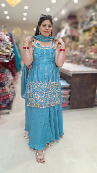 BEAUTIFUL BORDER DESIGN WITH GOLDEN TILLA WORK WITH HEAVY JAFFA