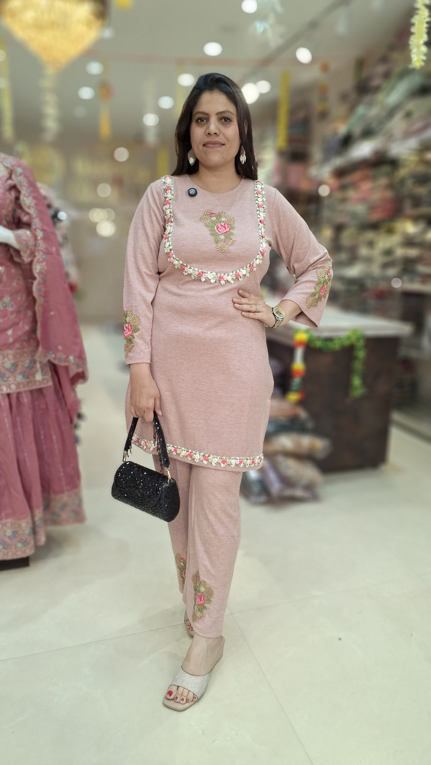 PREMIUM DAFFODIL NECK DESIGN WITH EARING CORDSET