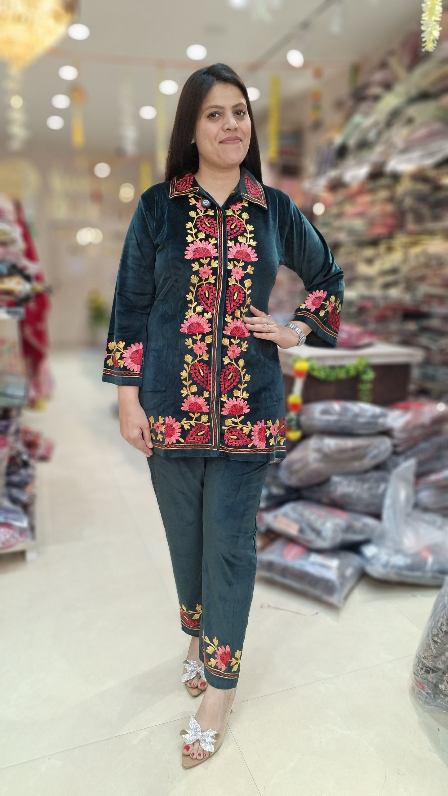 MULTI THREAD PREMIUM VELVET 2 PC CORDSET