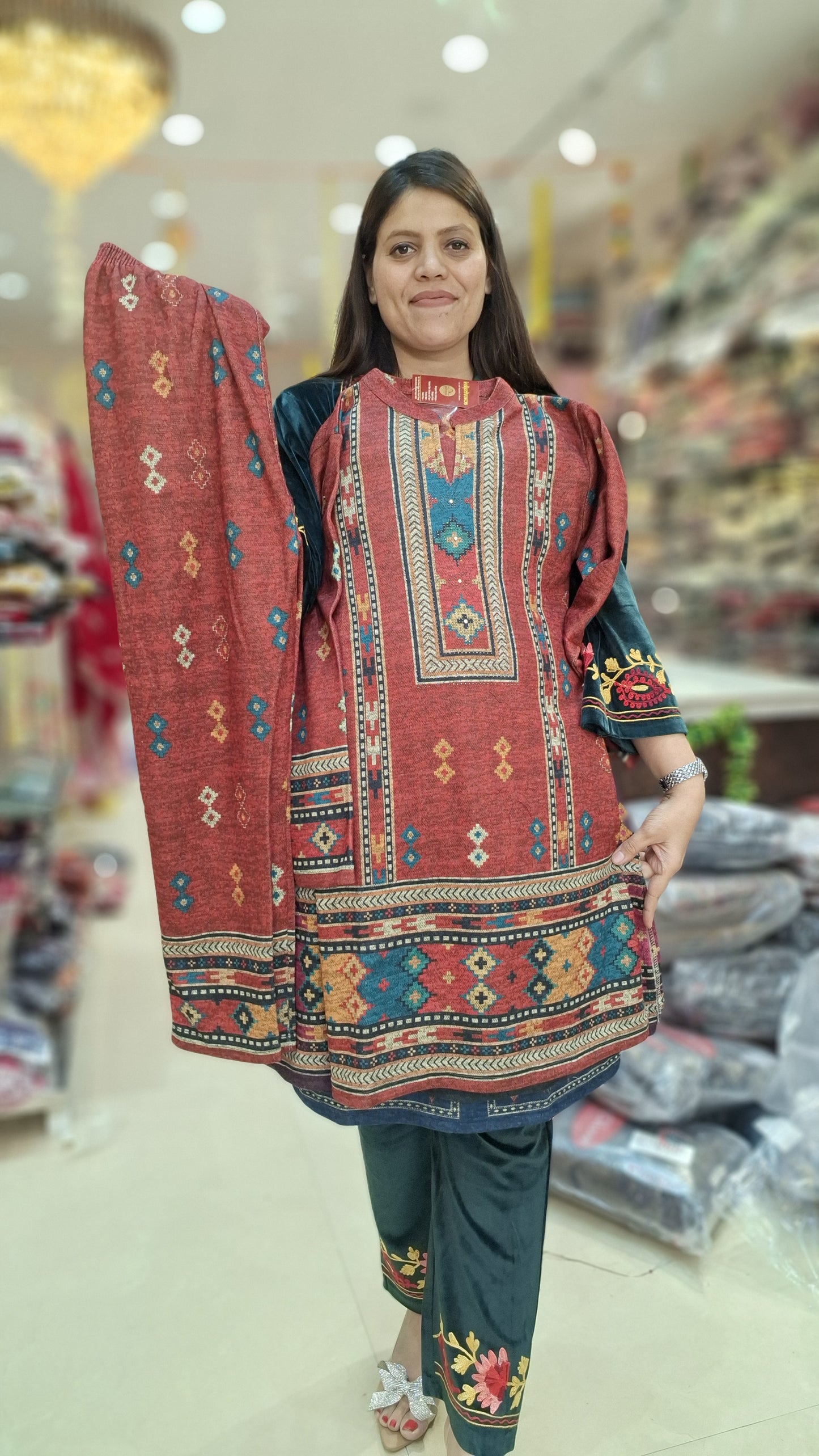 PREMIUM WOOL KULLU 2 PC CORDSET