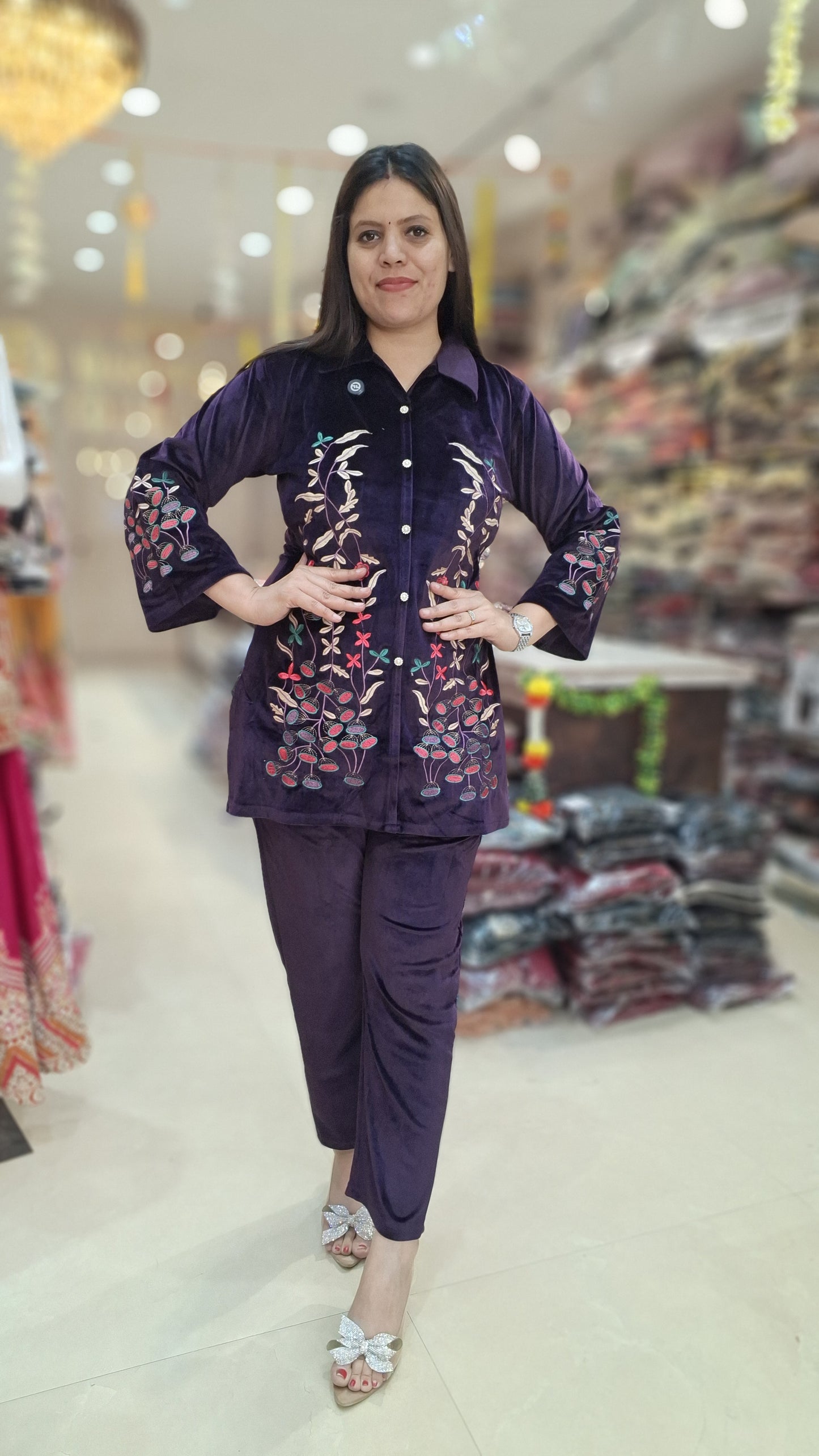 BEAUTIFUL PREMIUM VELVET MULTI THREAD WORK CORDSET