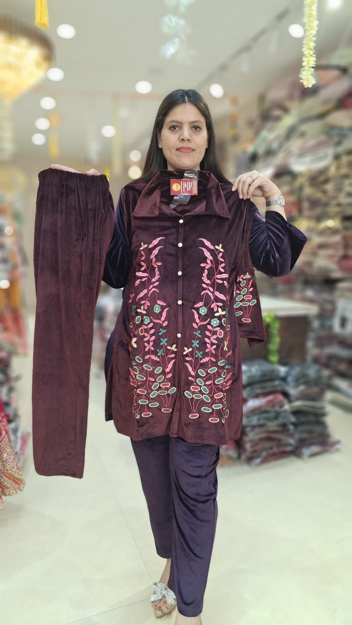 BEAUTIFUL PREMIUM VELVET MULTI THREAD WORK CORDSET