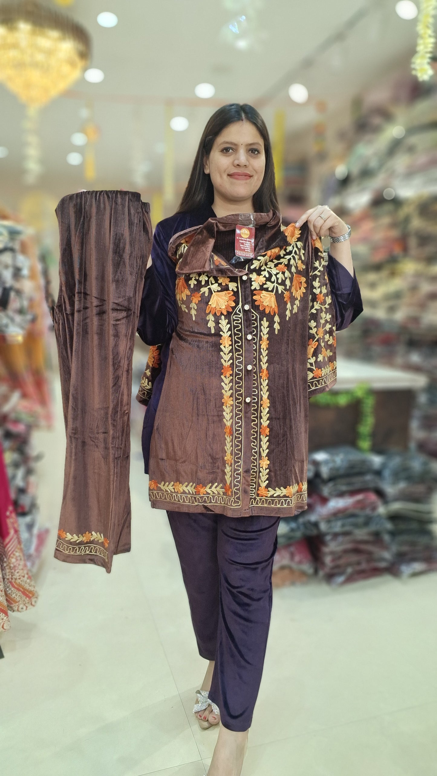 KASHMIRI DESIGN VELVET CORDSET