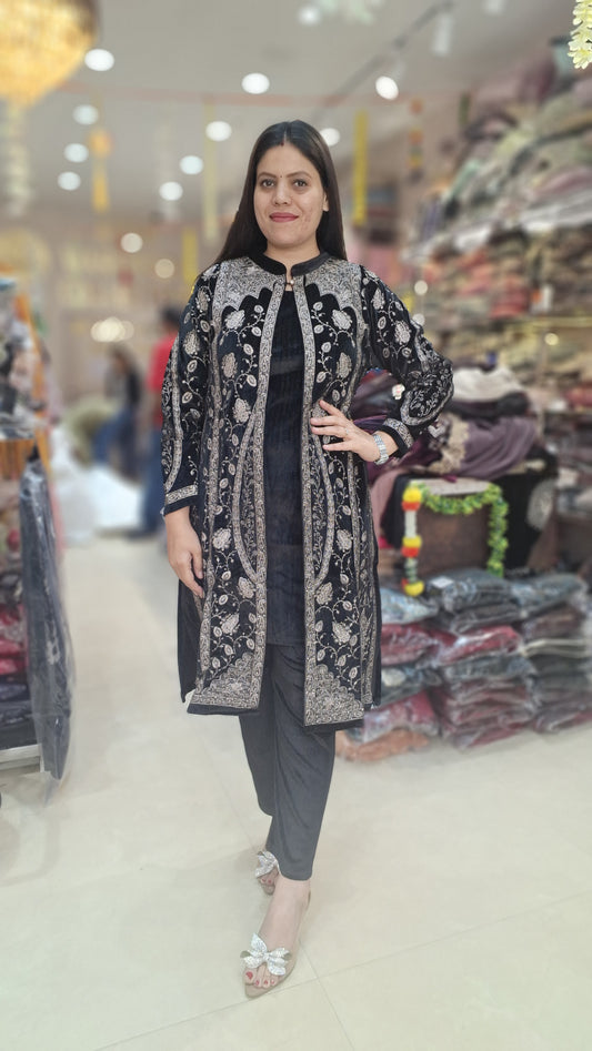PREMIUM VELVET INER WITH BEAUTIFUL ZARI WORK SHRUG 3 PC CORDSET