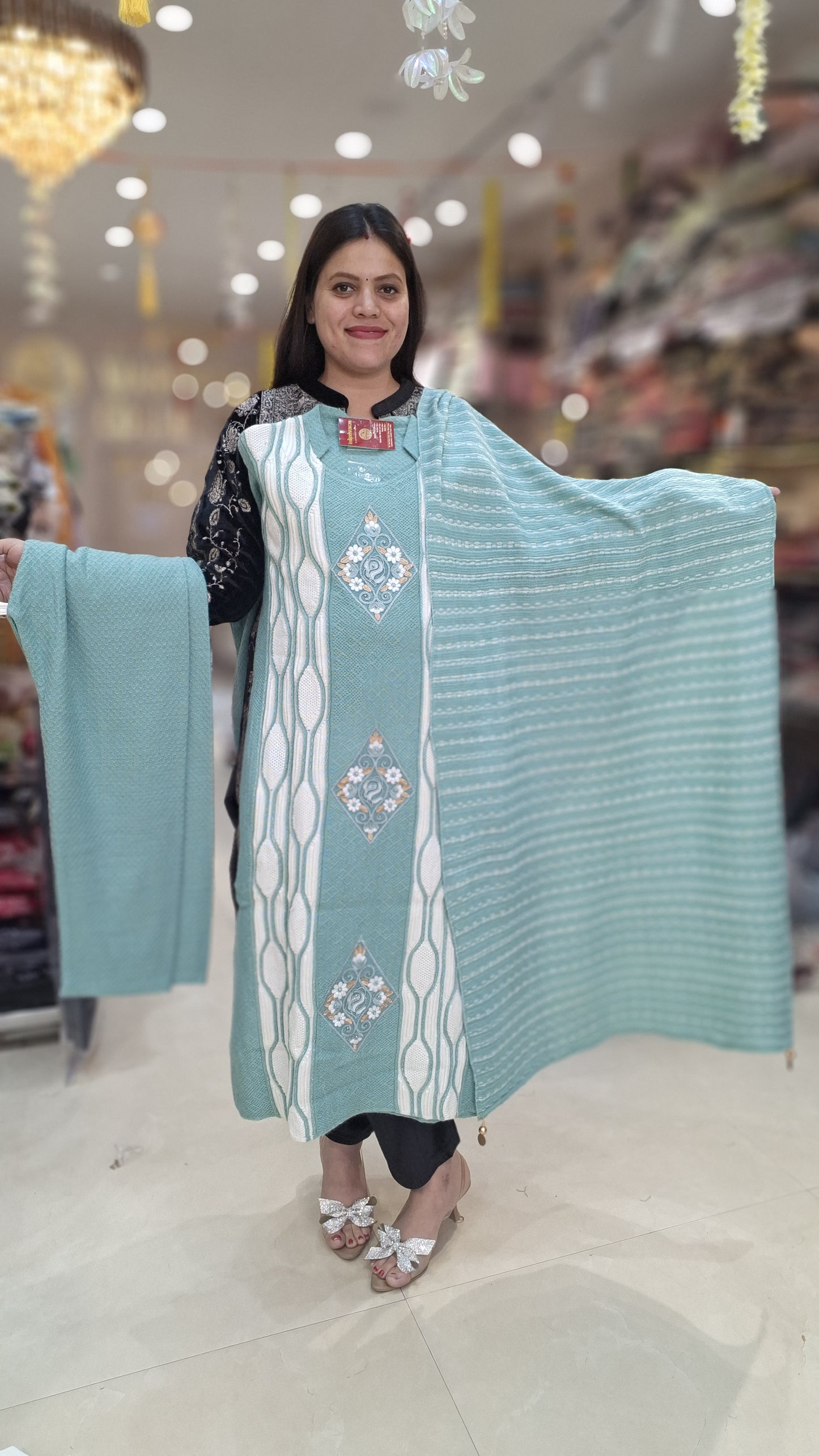 PREMIUM WOOL WAVING 3 PC SUIT WITH DUPPTA