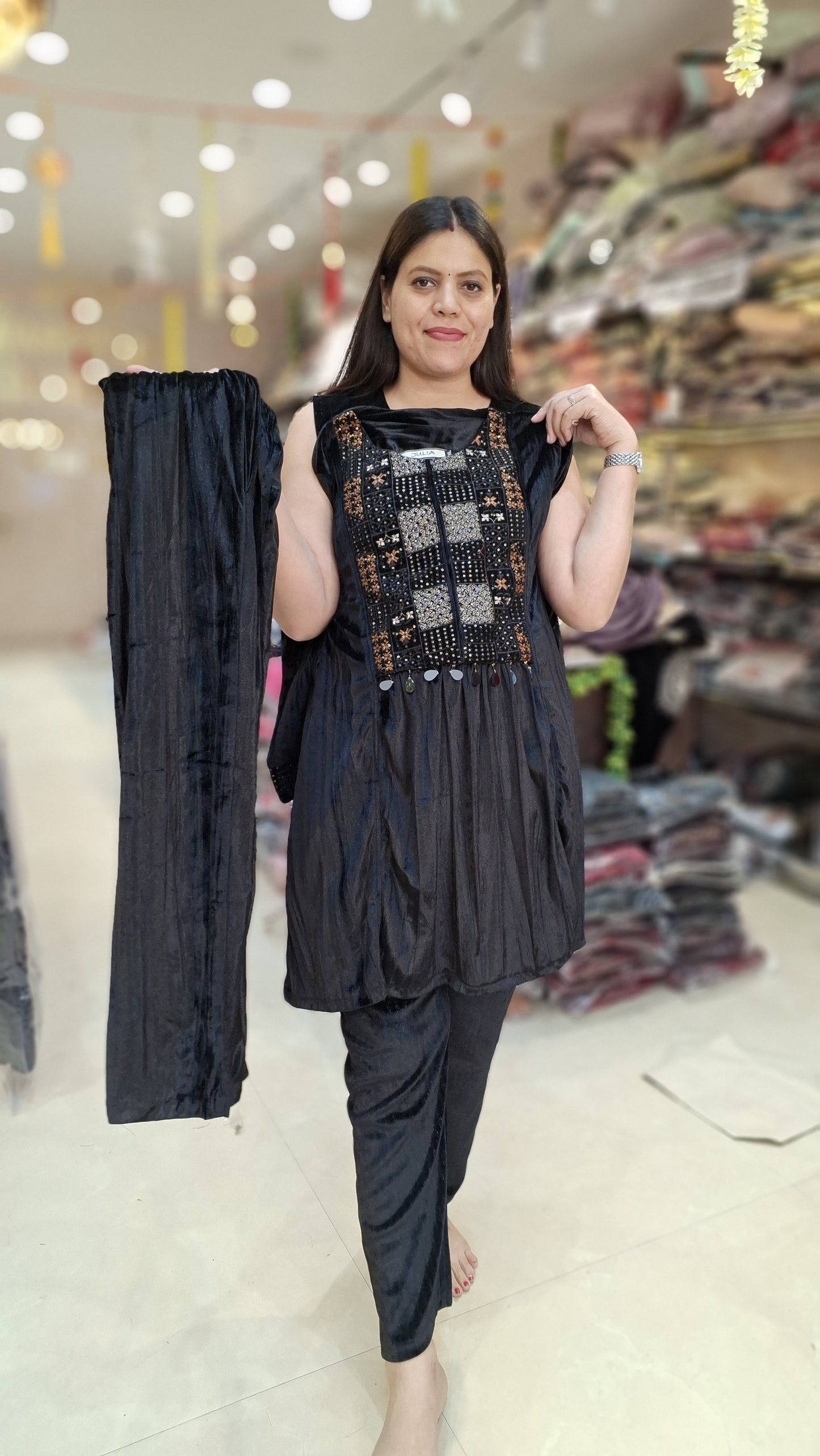 PREMIUM CRUSH VELVET 2 PC CORDSET