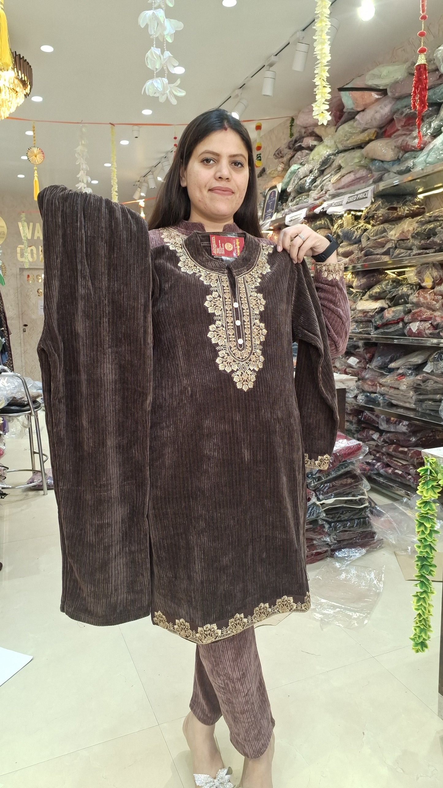 PREMIUM VELVET FULL SLEEVS DESIGNER CORDSET