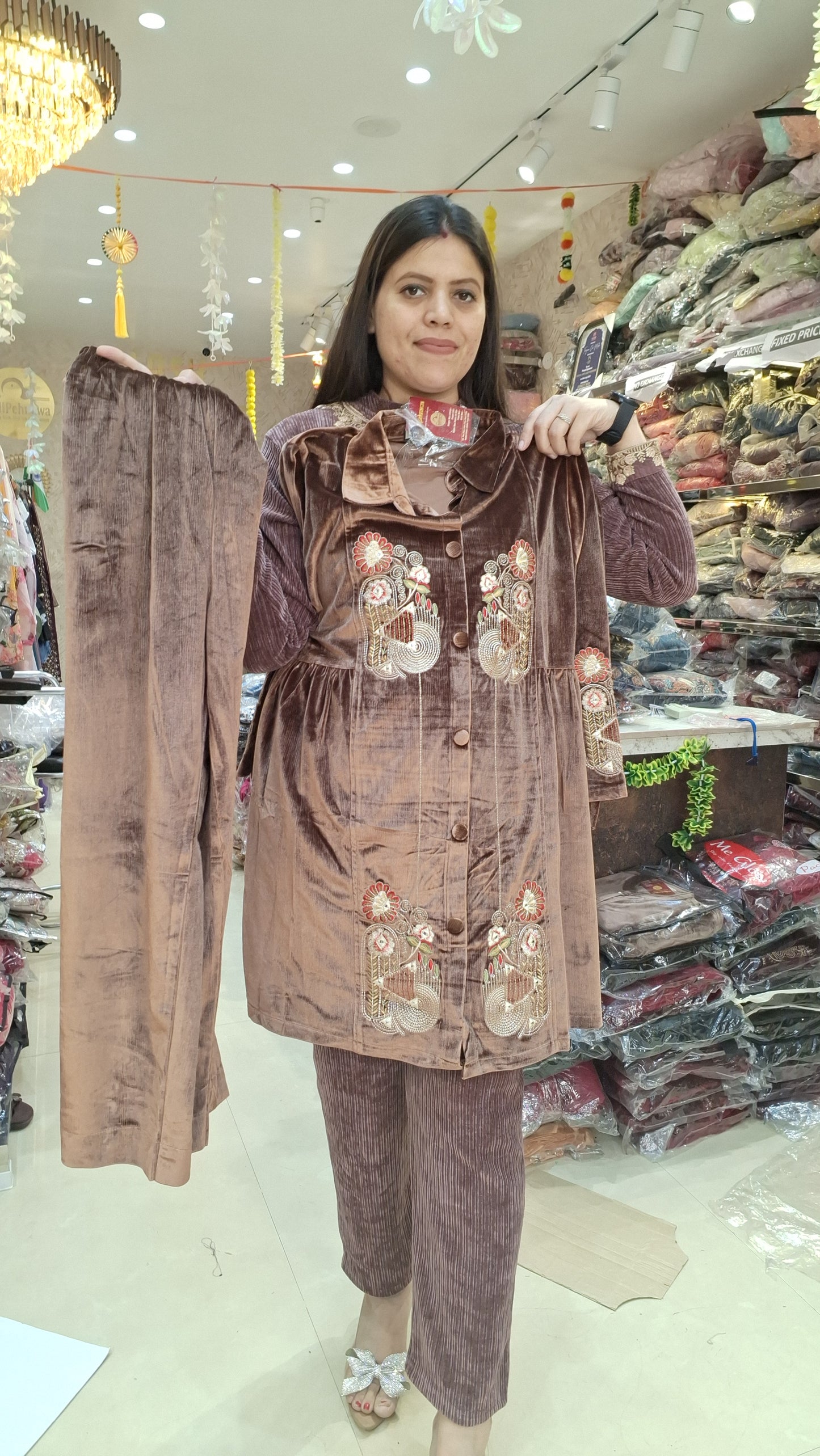 A LINE PAMPLUM DESIGN VELVET CORDSET