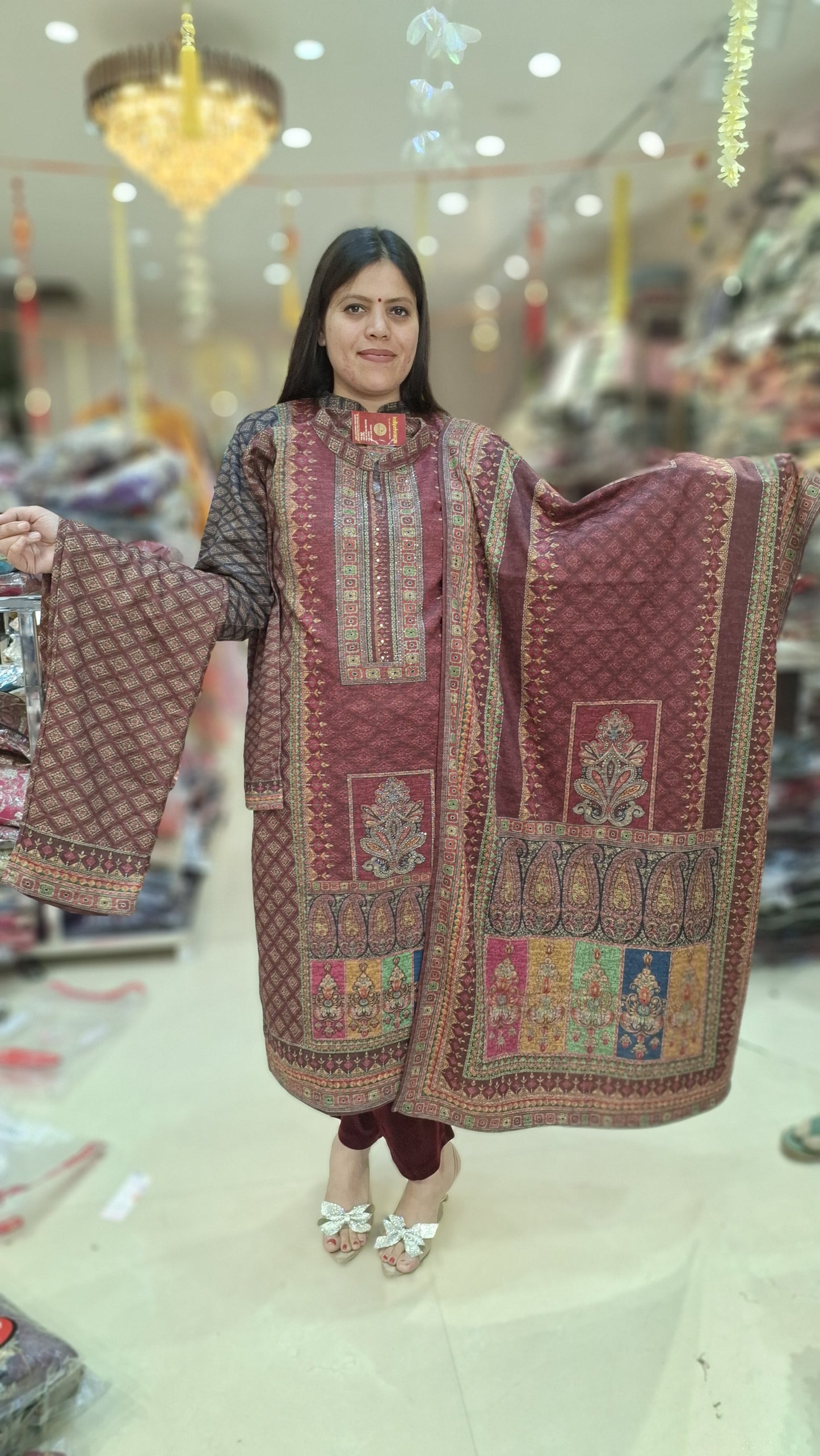 BEAUTIFUL DESIGN WITH DAIMOND SIRVOSKI WOOL 3PC SUIT