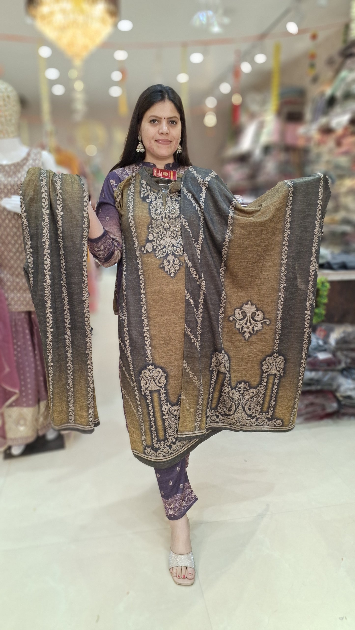 PREMIUM WOOL FULL DESIGN 3PC SUIT