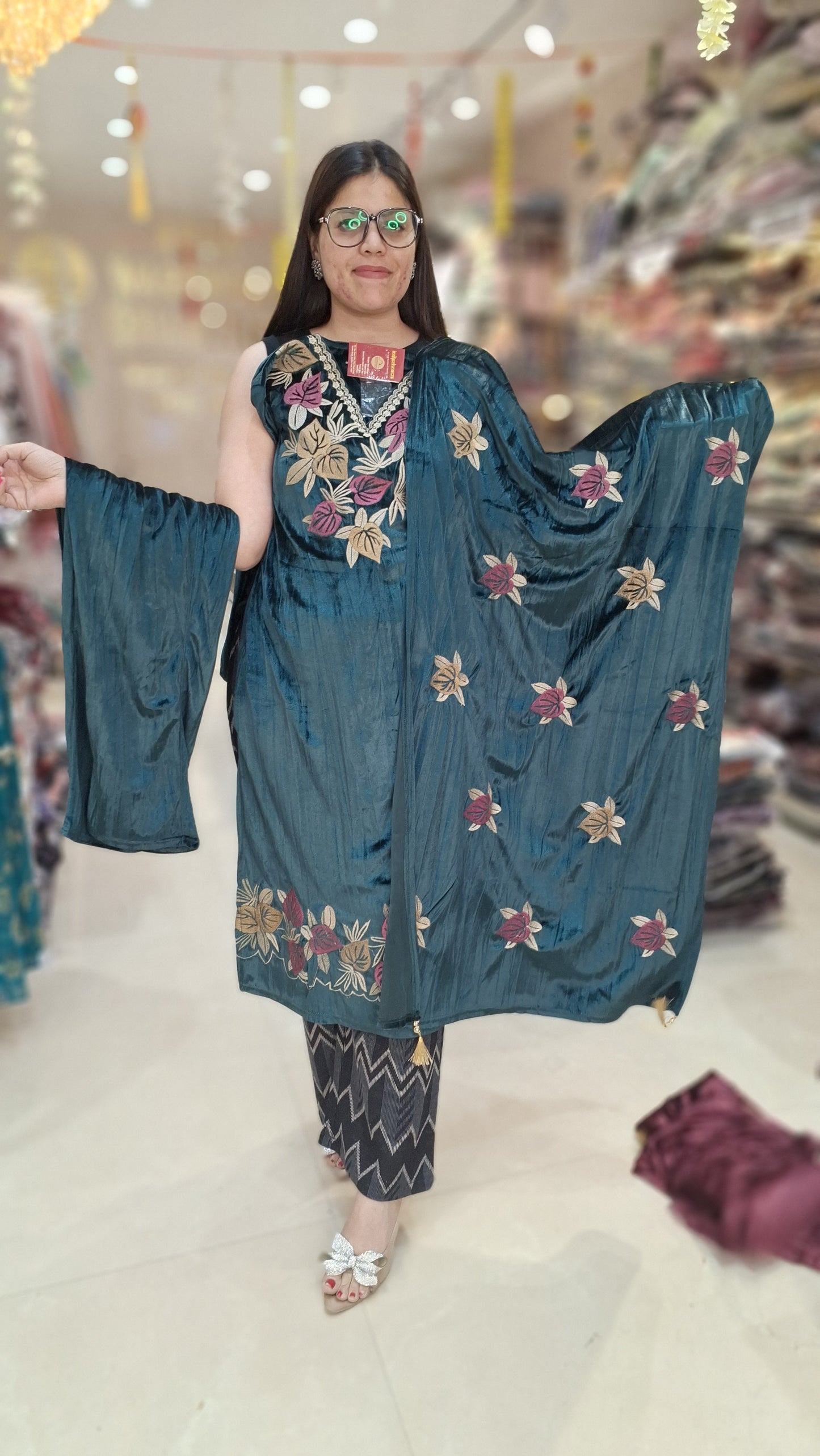 PREMIUM VELVET MULTI THREAD WORK FLOWERS SUIT