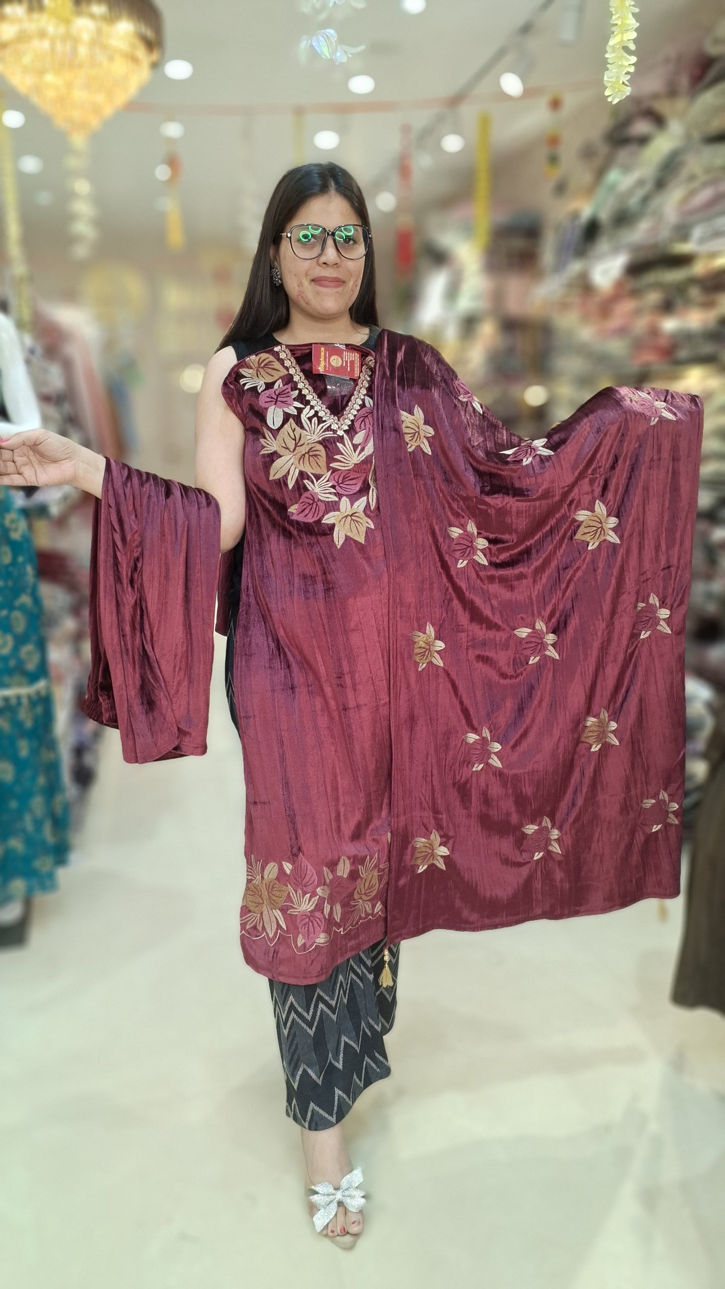 PREMIUM VELVET MULTI THREAD WORK FLOWERS SUIT