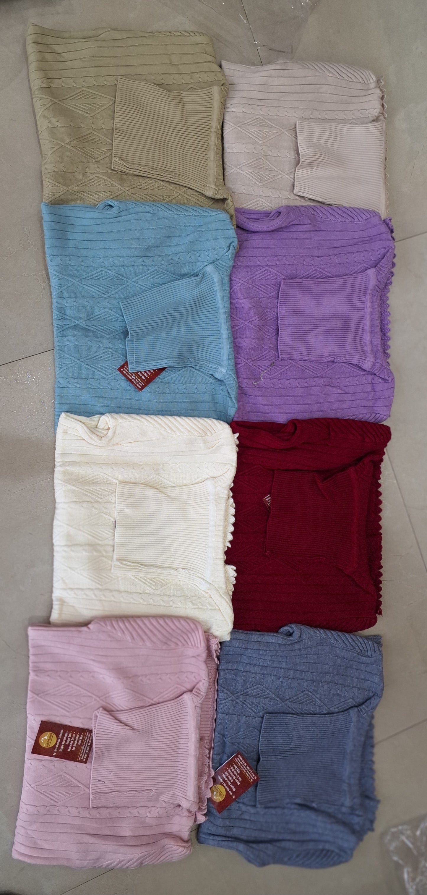 HIGH NECK KOREAN SKIVI