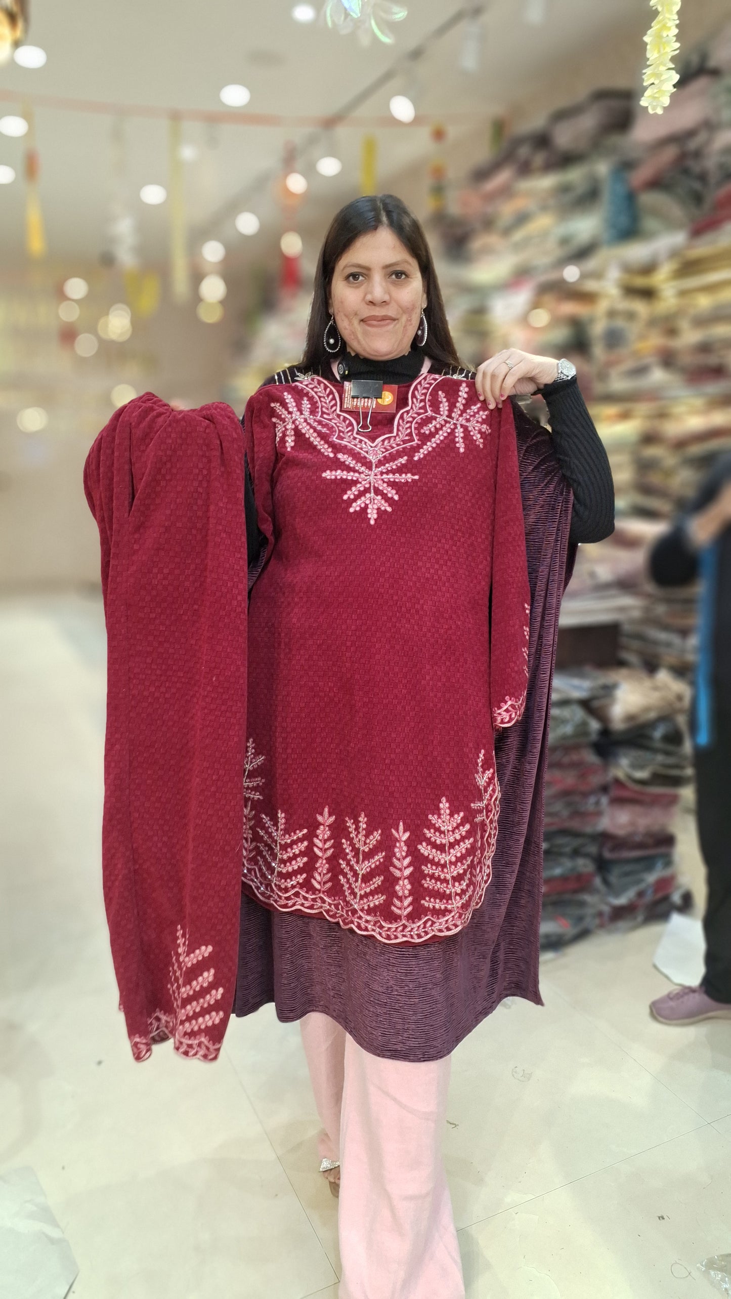 PREMIUM WOOL DESIGN WITH SIPI AND PEARL WORK CORDSET